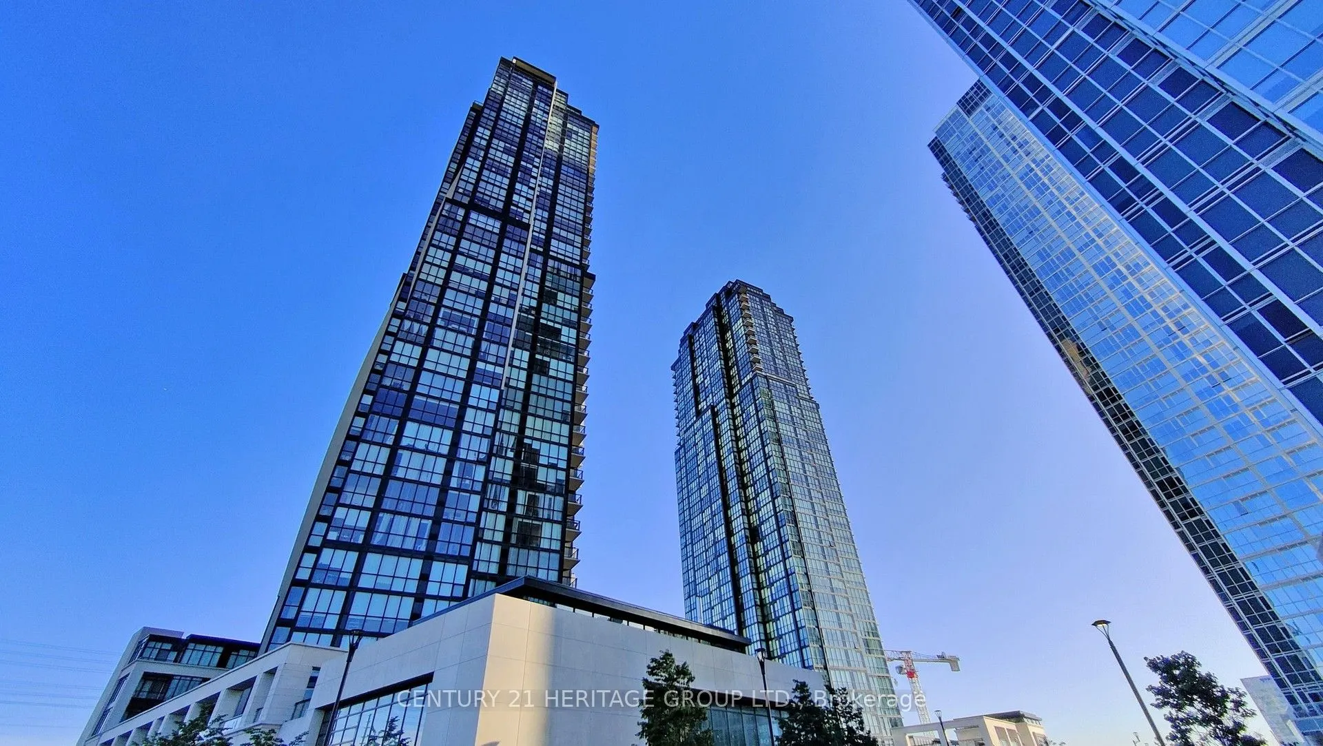 2910 Highway 7 Road W, #405