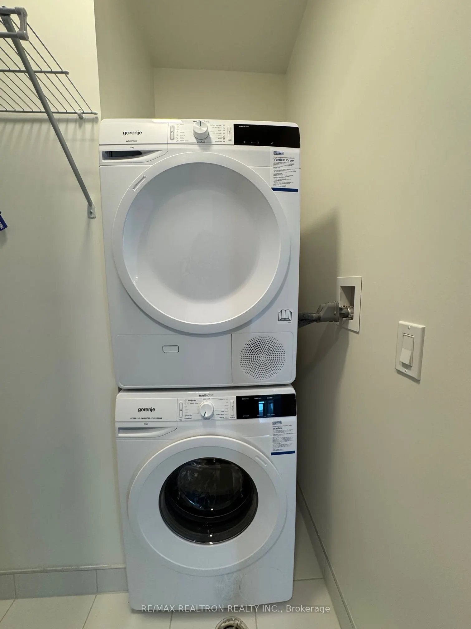 28 Interchange Way, #3010