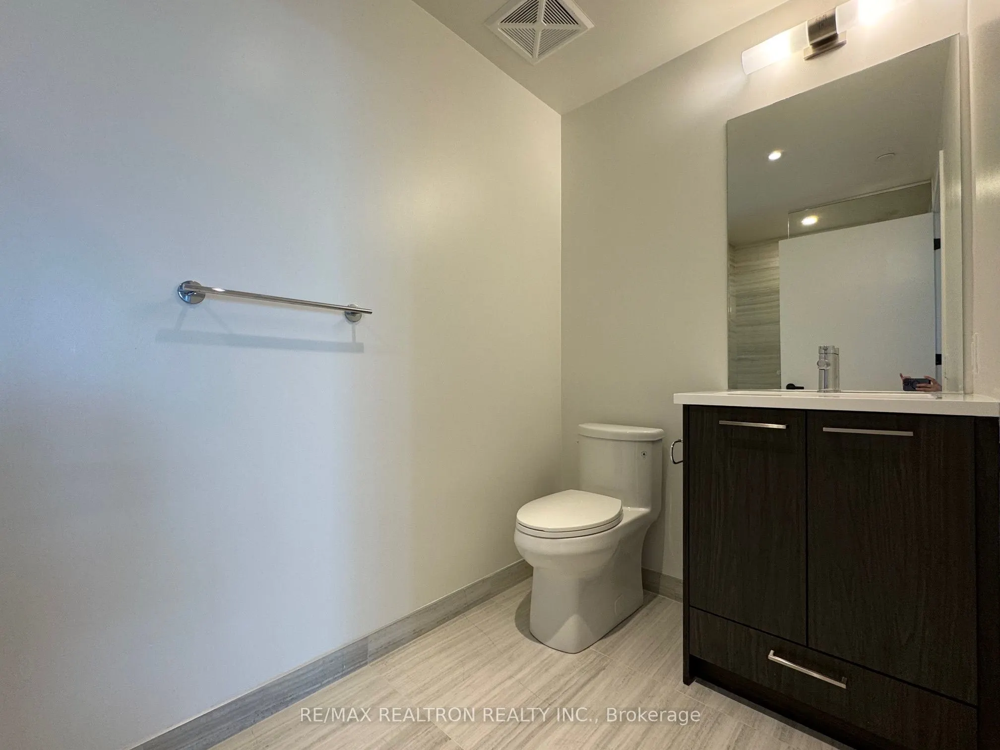 28 Interchange Way, #3010