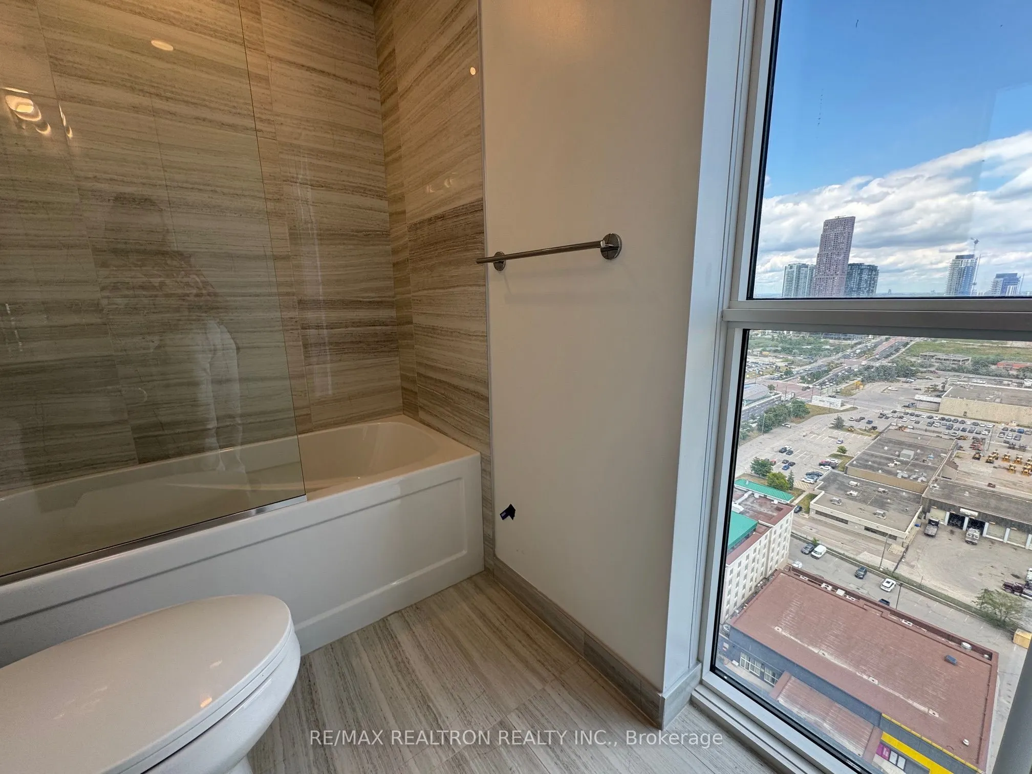 28 Interchange Way, #3010