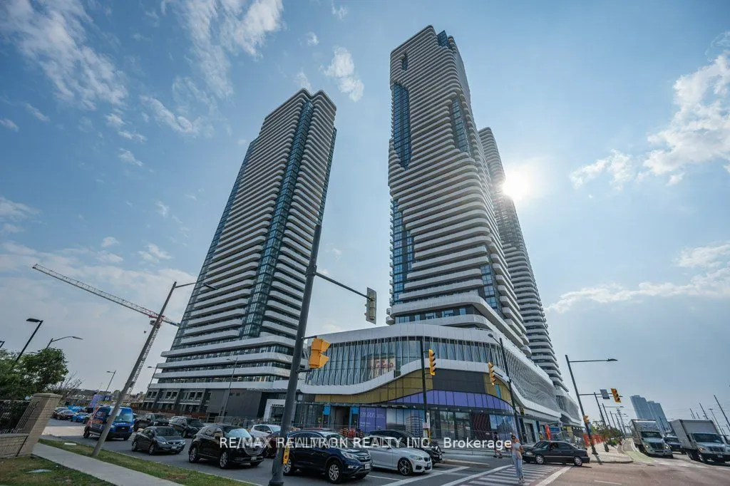 28 Interchange Way, #3010