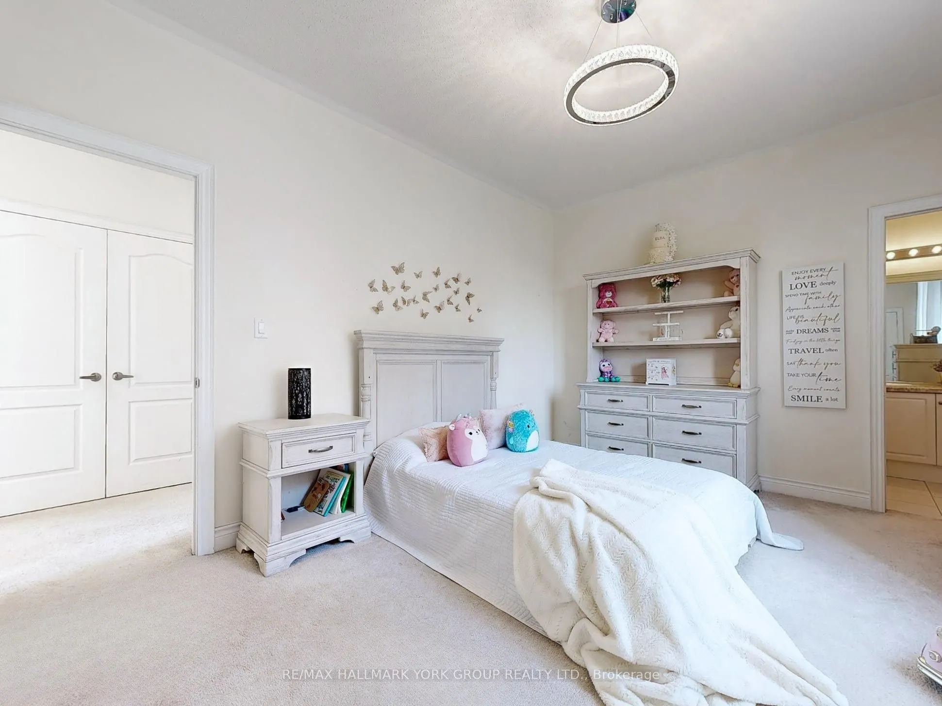299 Mickleburgh Drive