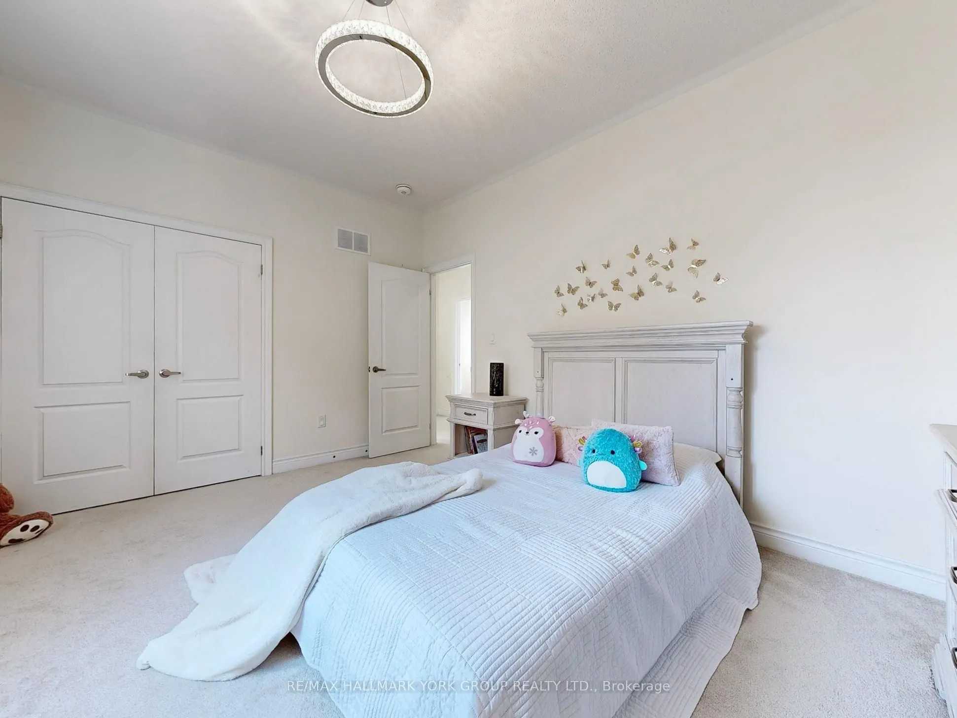 299 Mickleburgh Drive