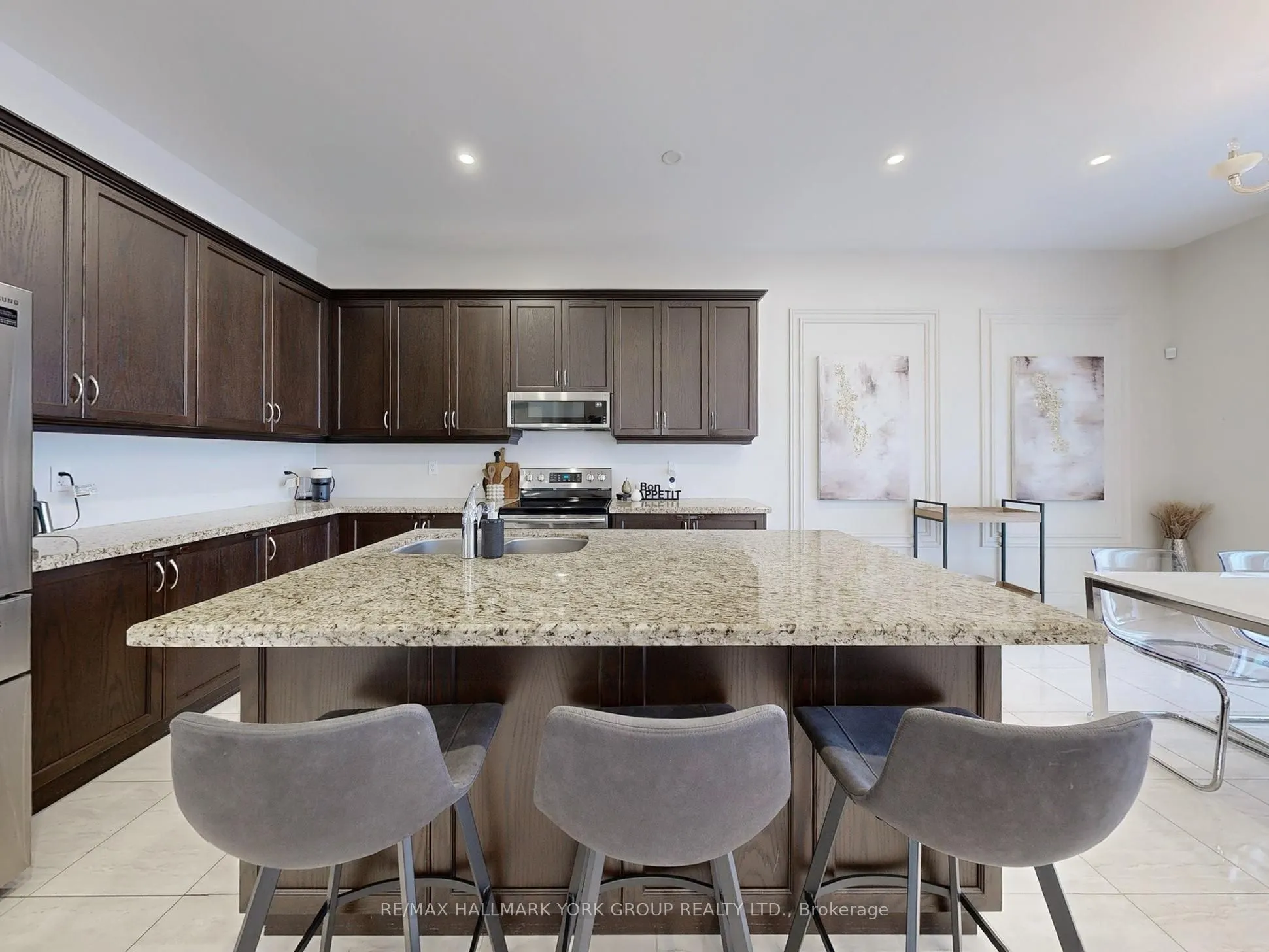 299 Mickleburgh Drive