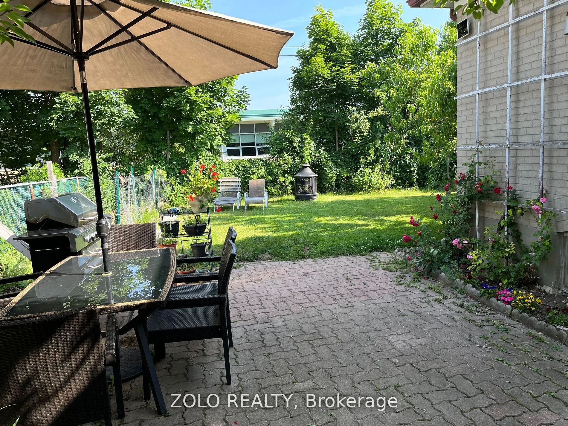 525 Lynett Crescent