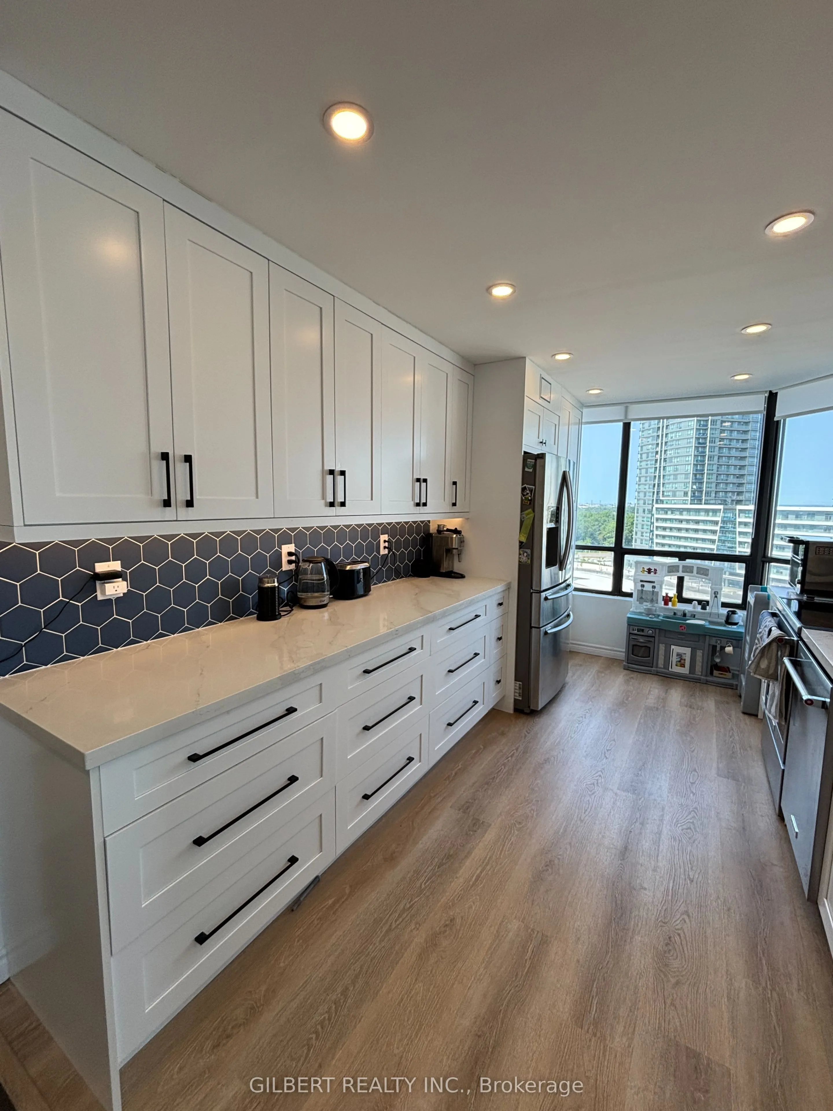 7460 Bathurst Street, #1114