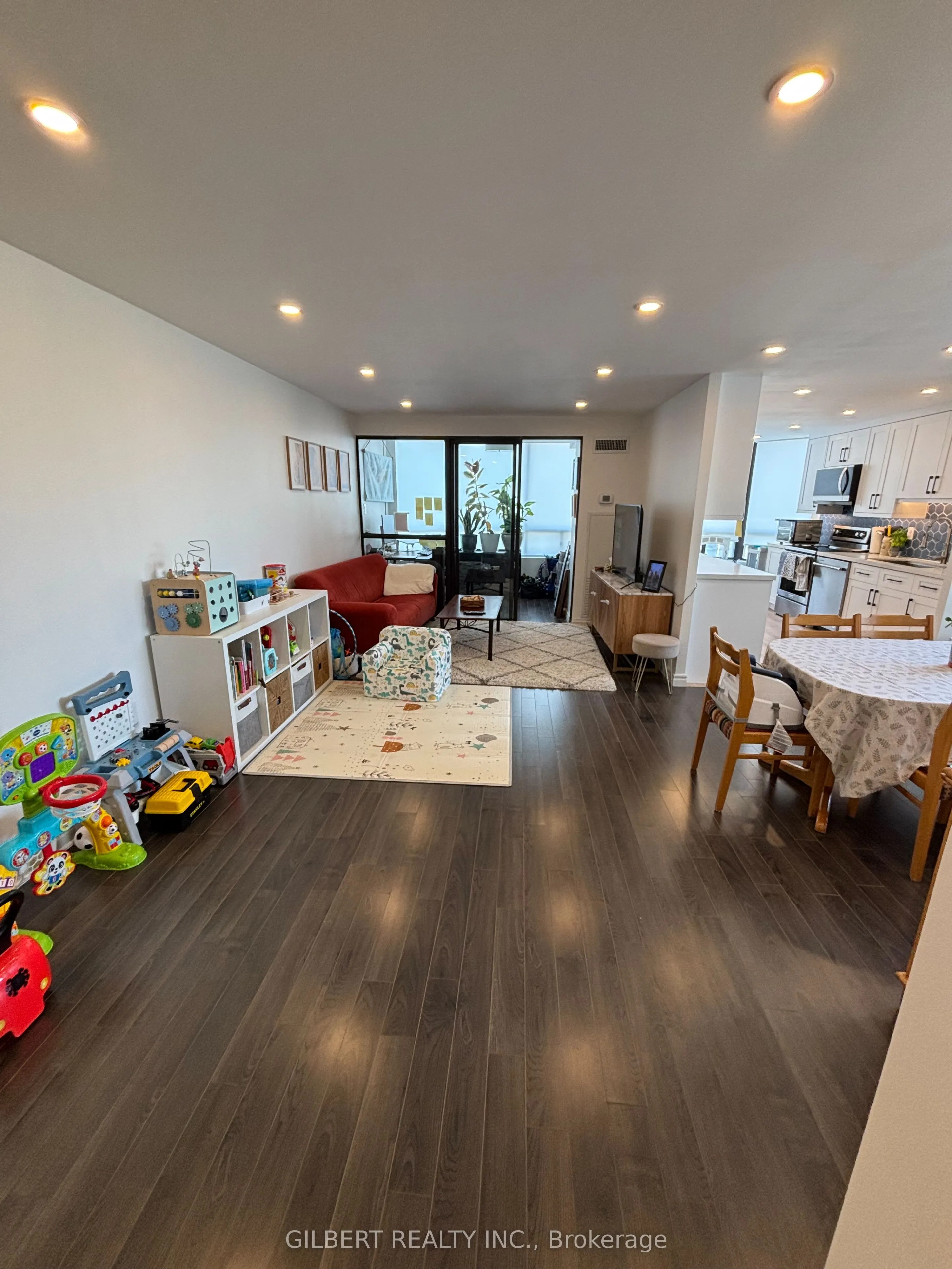 7460 Bathurst Street, #1114