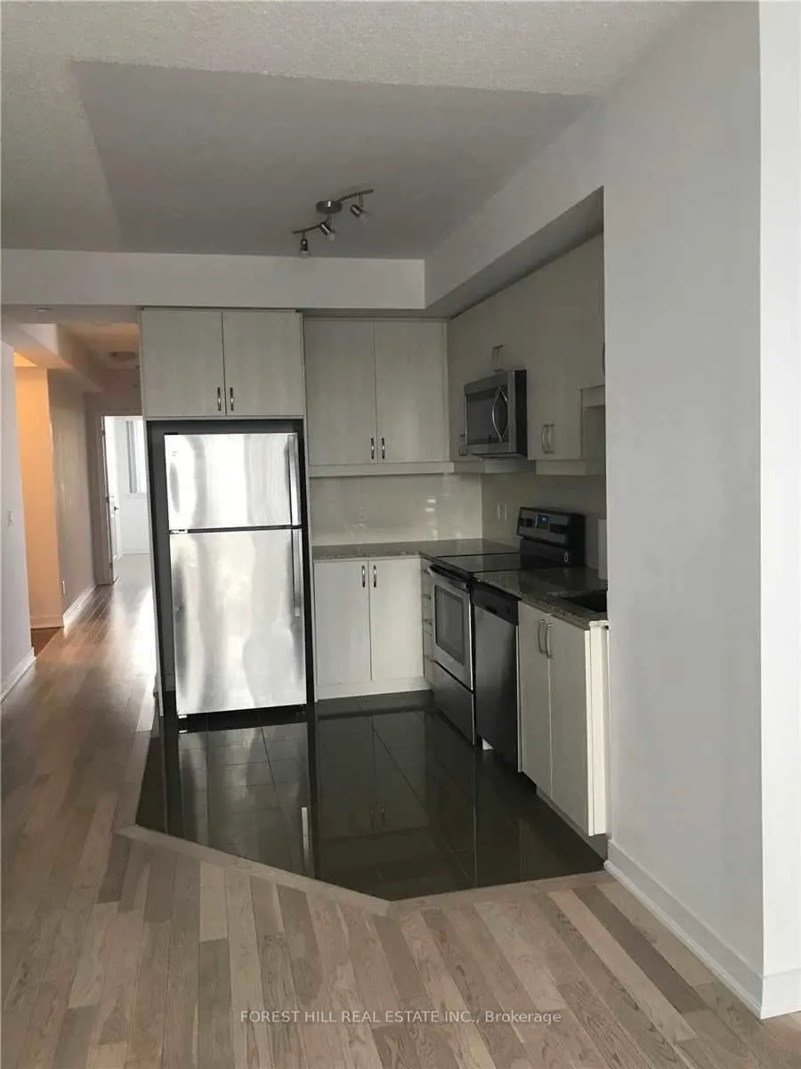 9205 Yonge Street, #703Ne