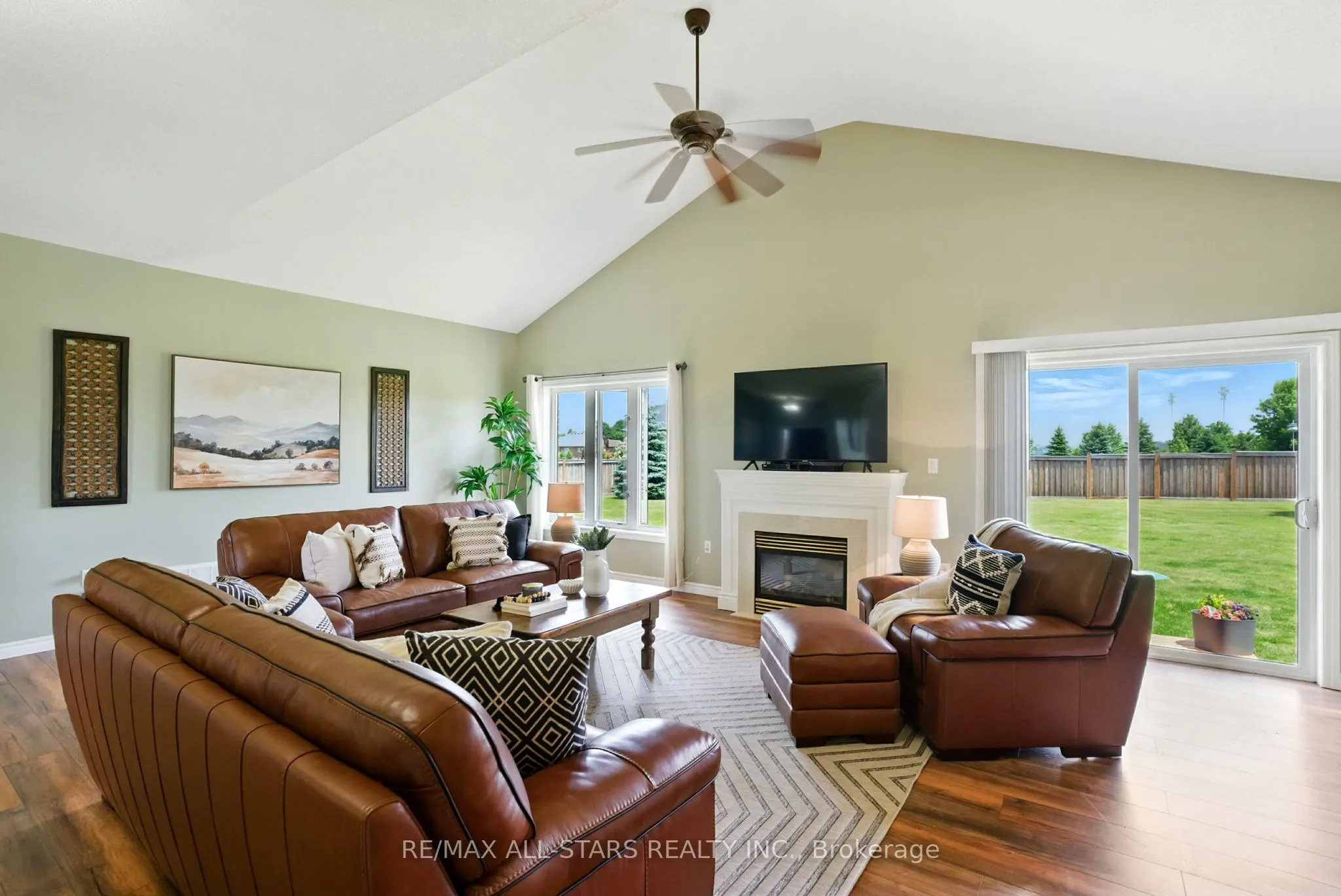 28 Bagshaw Crescent