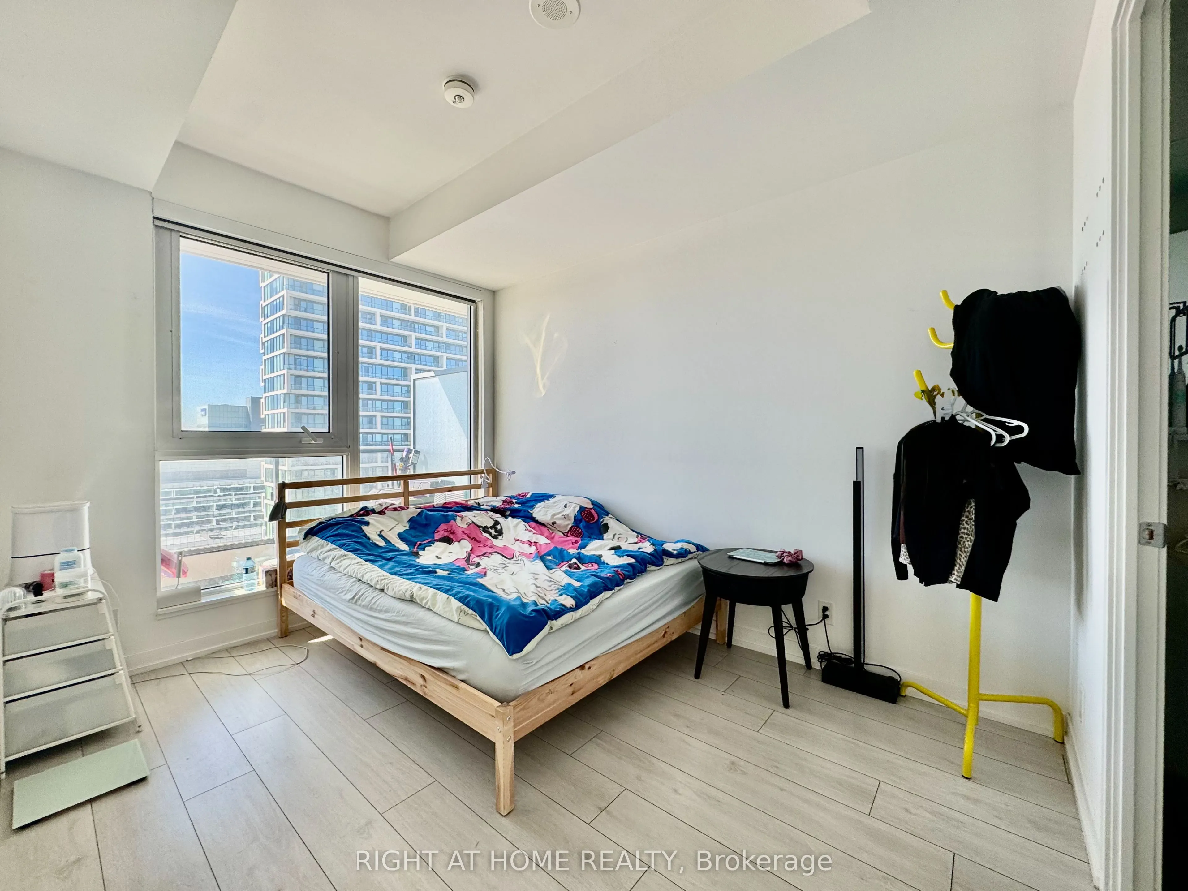 898 Portage Parkway, #1903