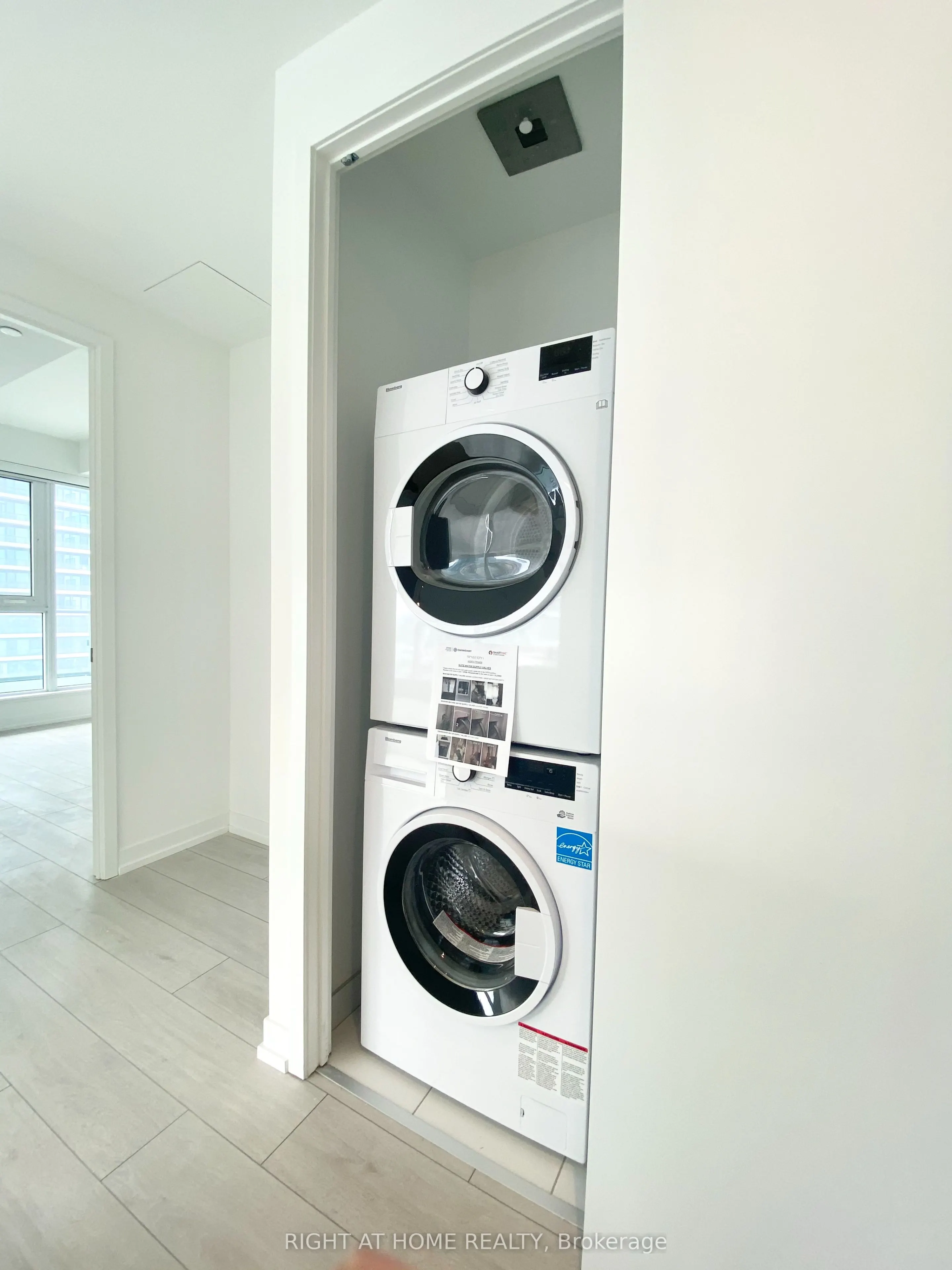 898 Portage Parkway, #1903