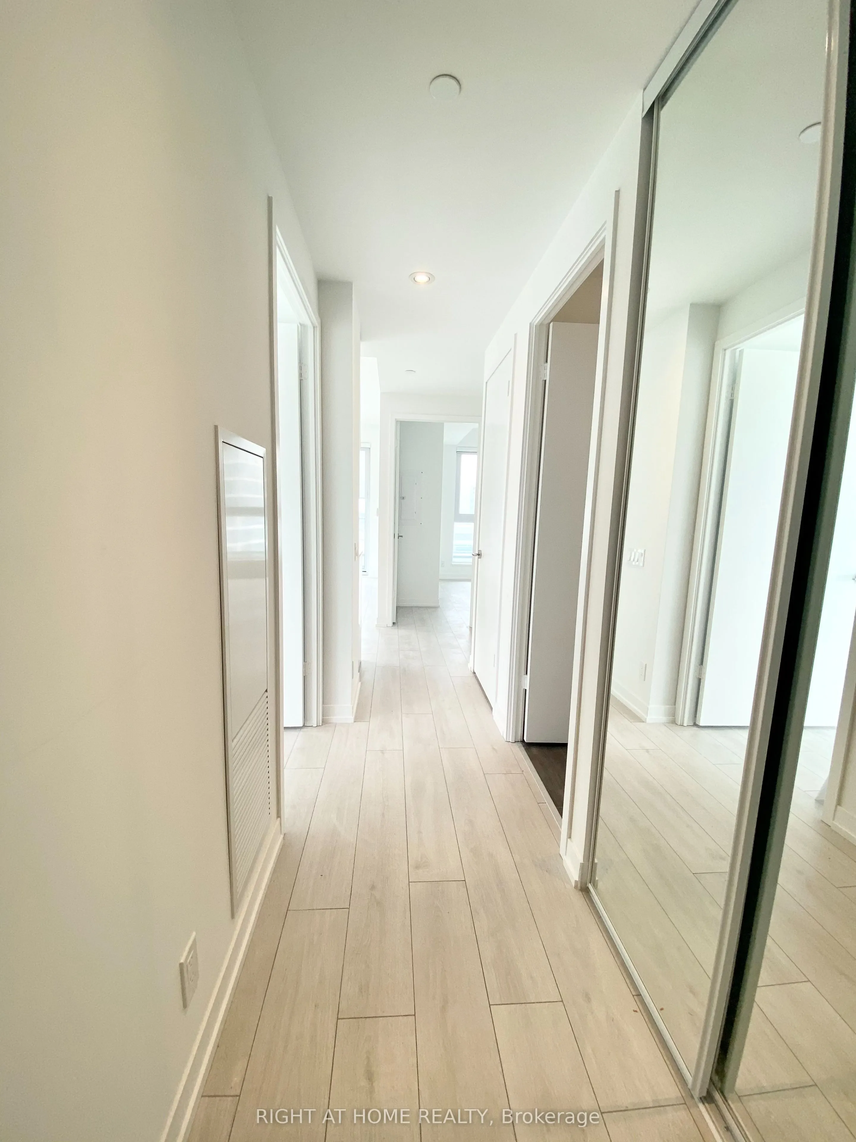 898 Portage Parkway, #1903