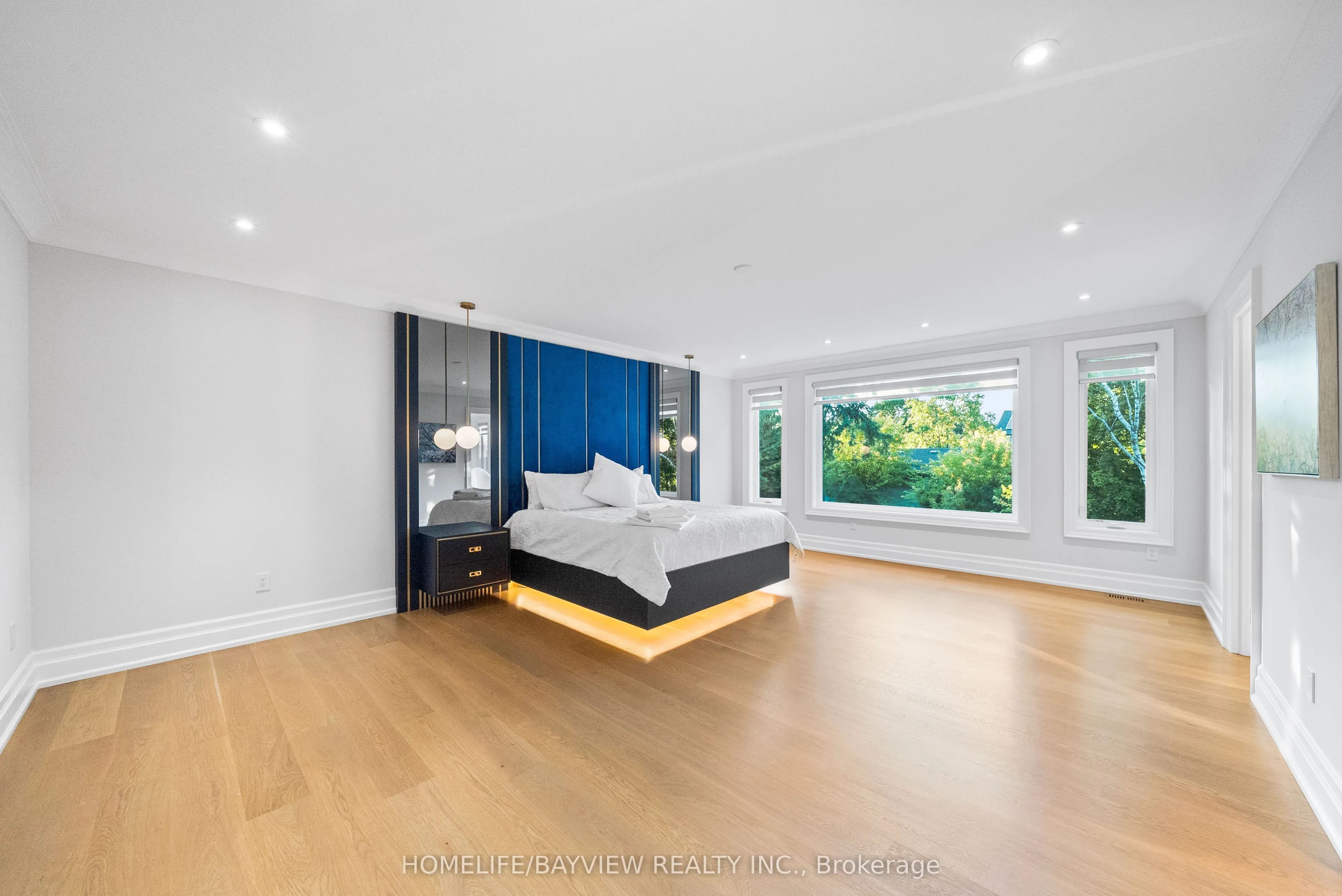 35 HARDING Boulevard