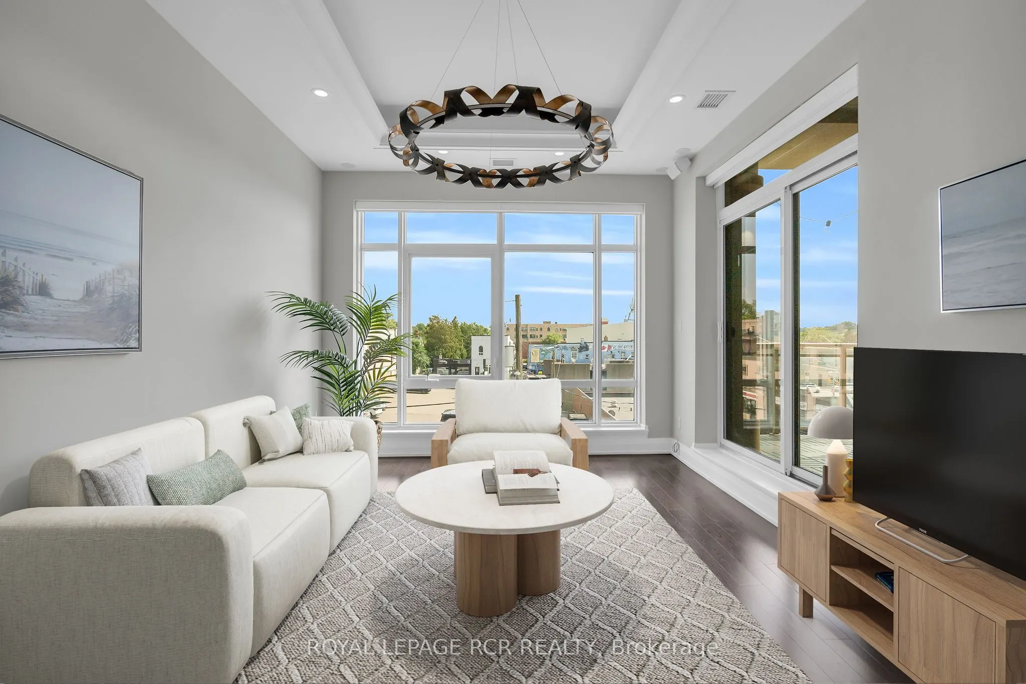 15277 Yonge Street, #409
