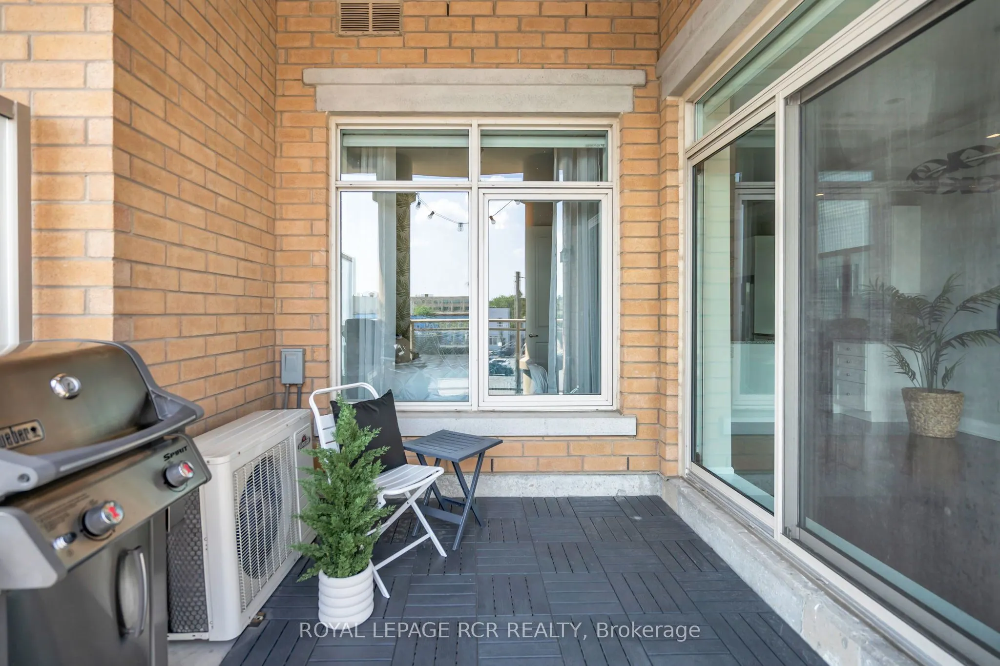 15277 Yonge Street, #409