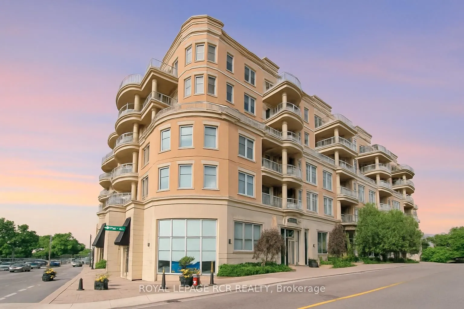 15277 Yonge Street, #409