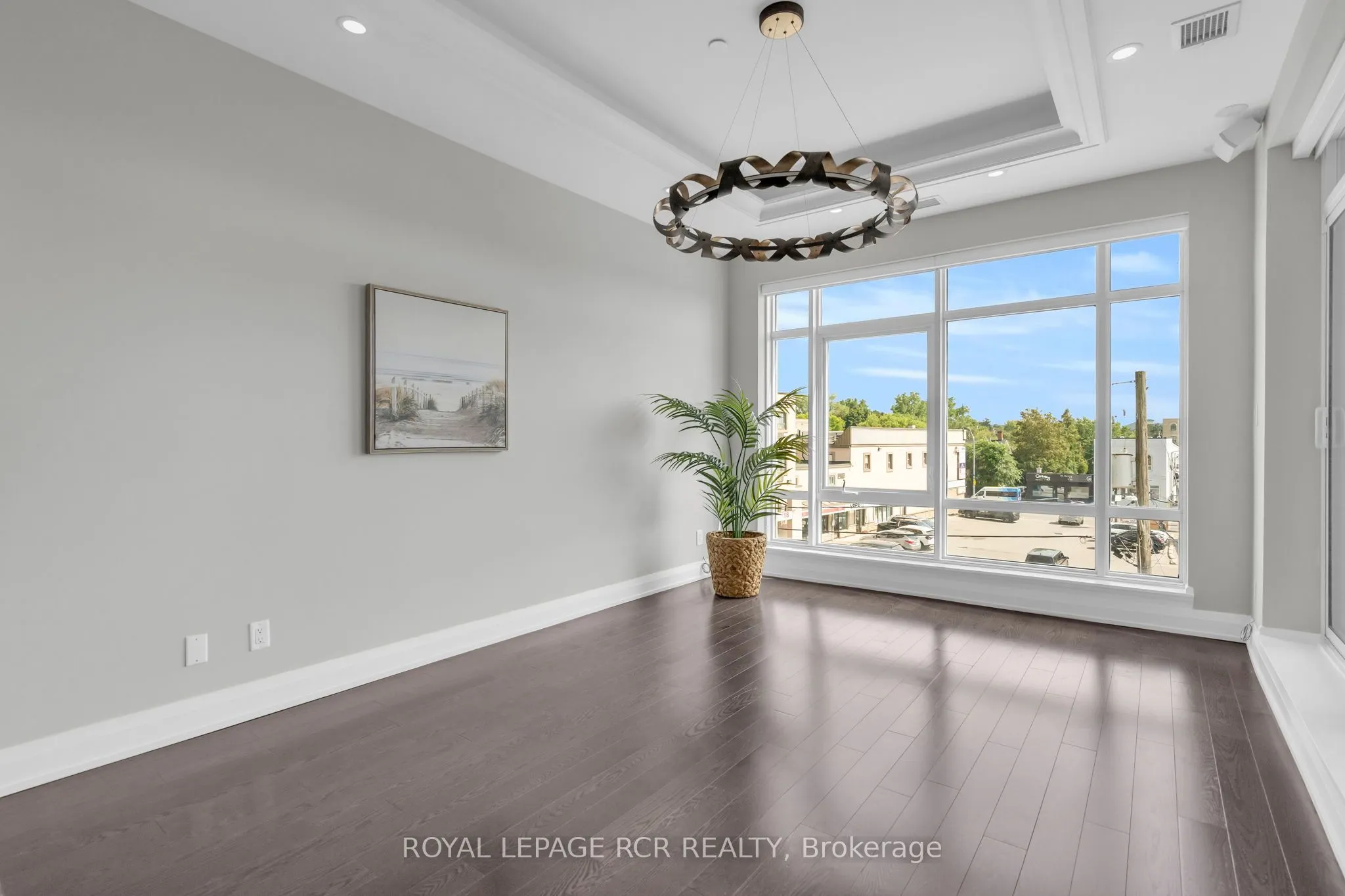 15277 Yonge Street, #409
