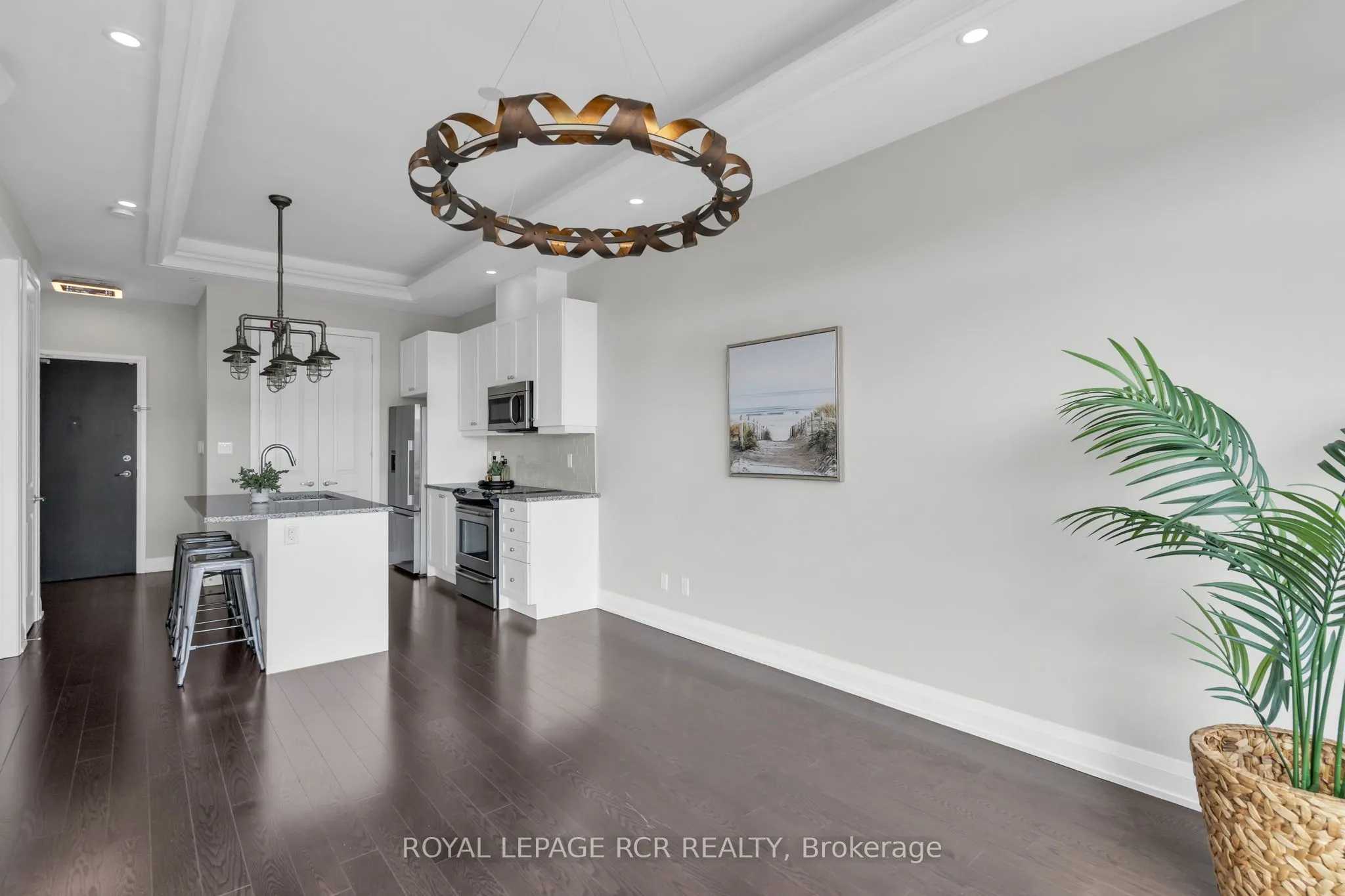 15277 Yonge Street, #409