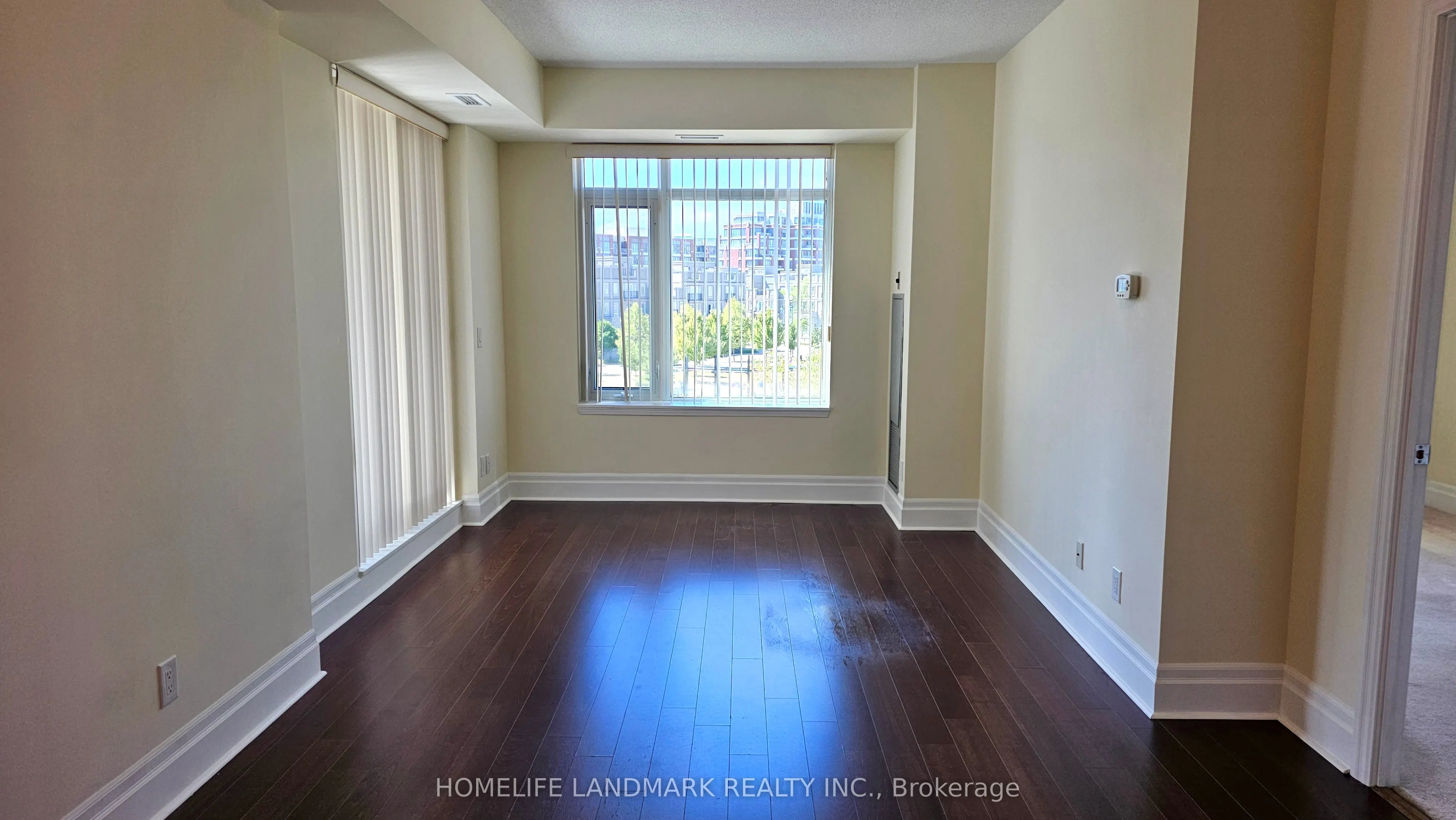 131 Upper Duke Crescent, #415