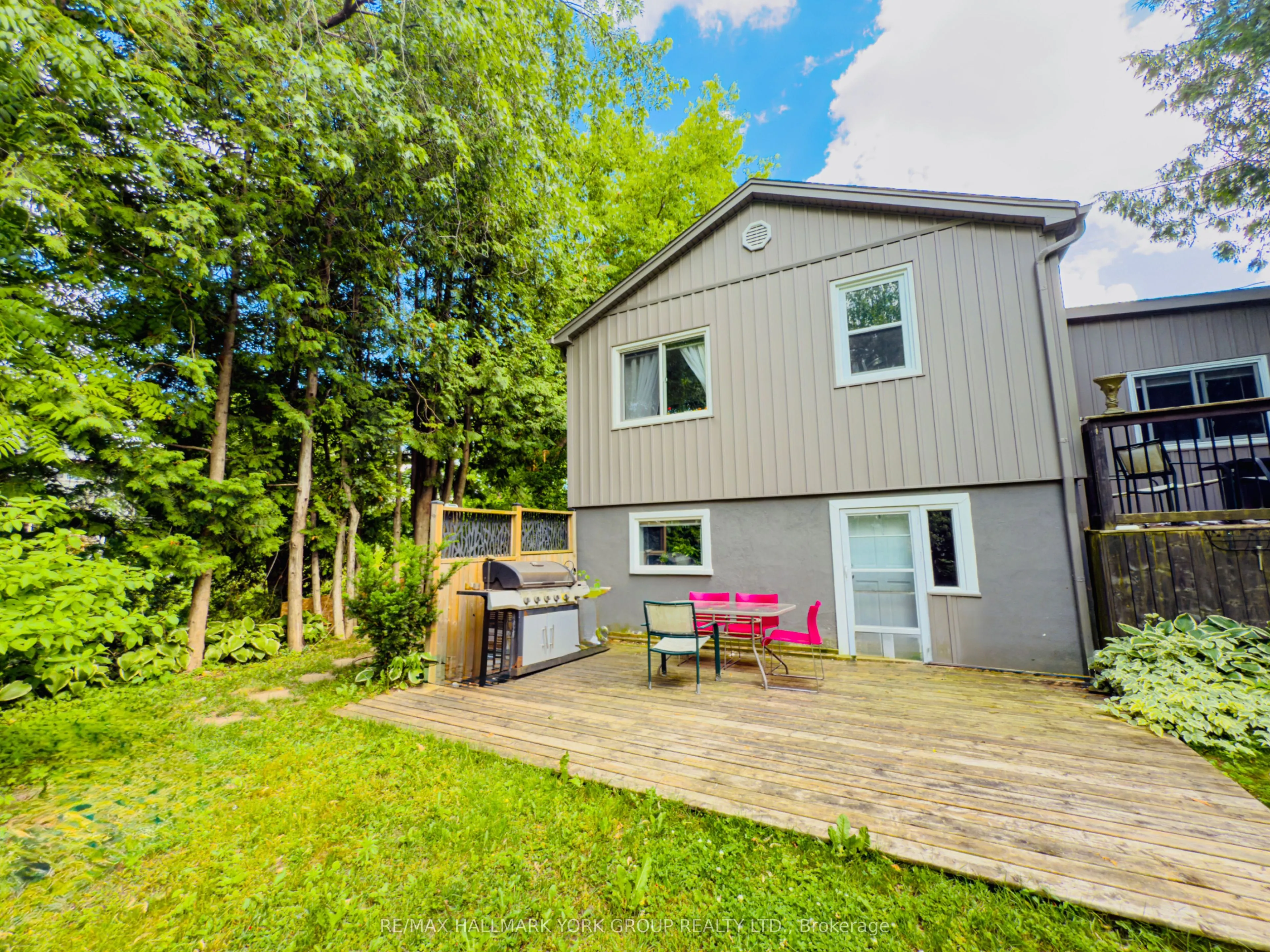 6072 Hillsdale Drive, #Lower