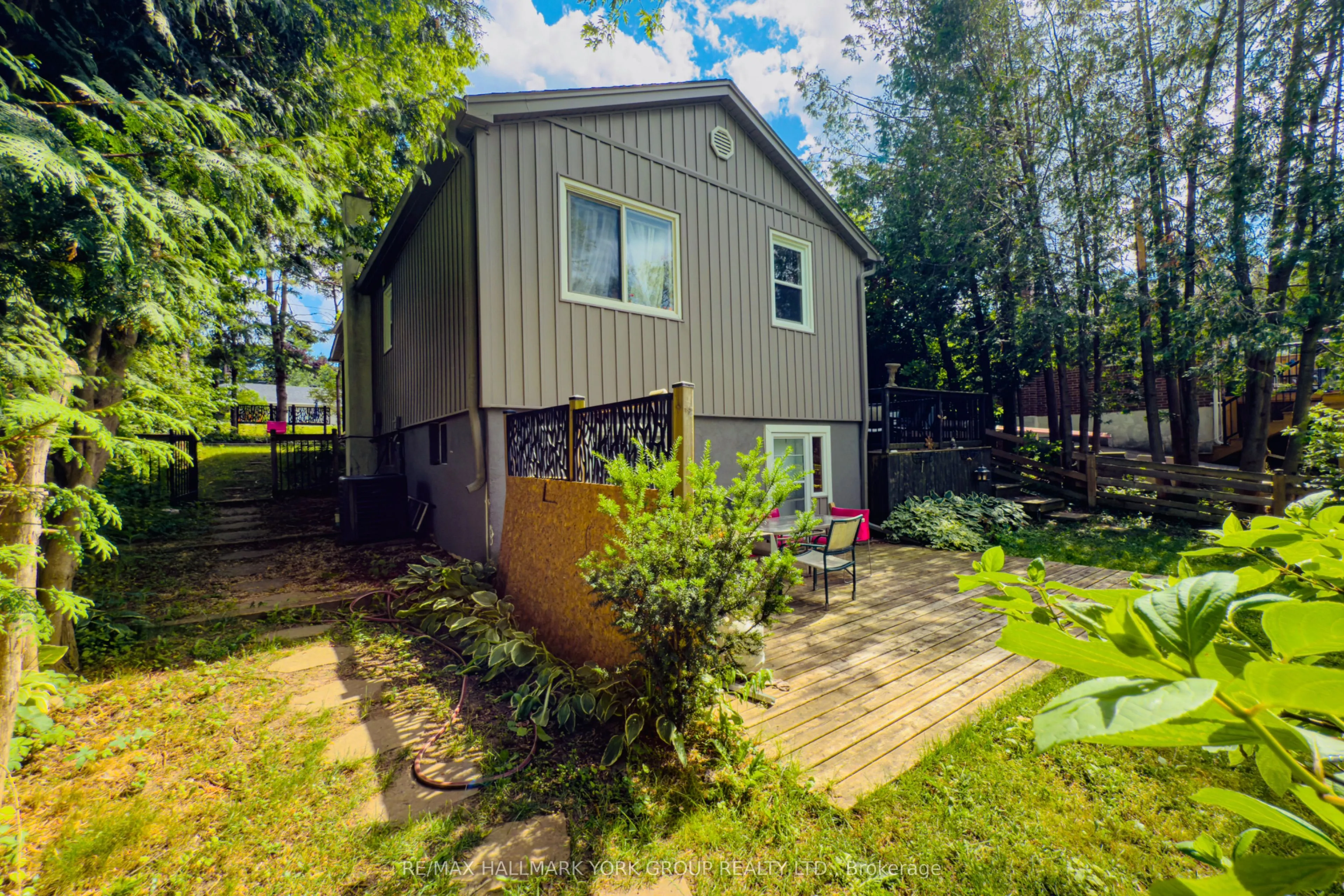 6072 Hillsdale Drive, #Lower