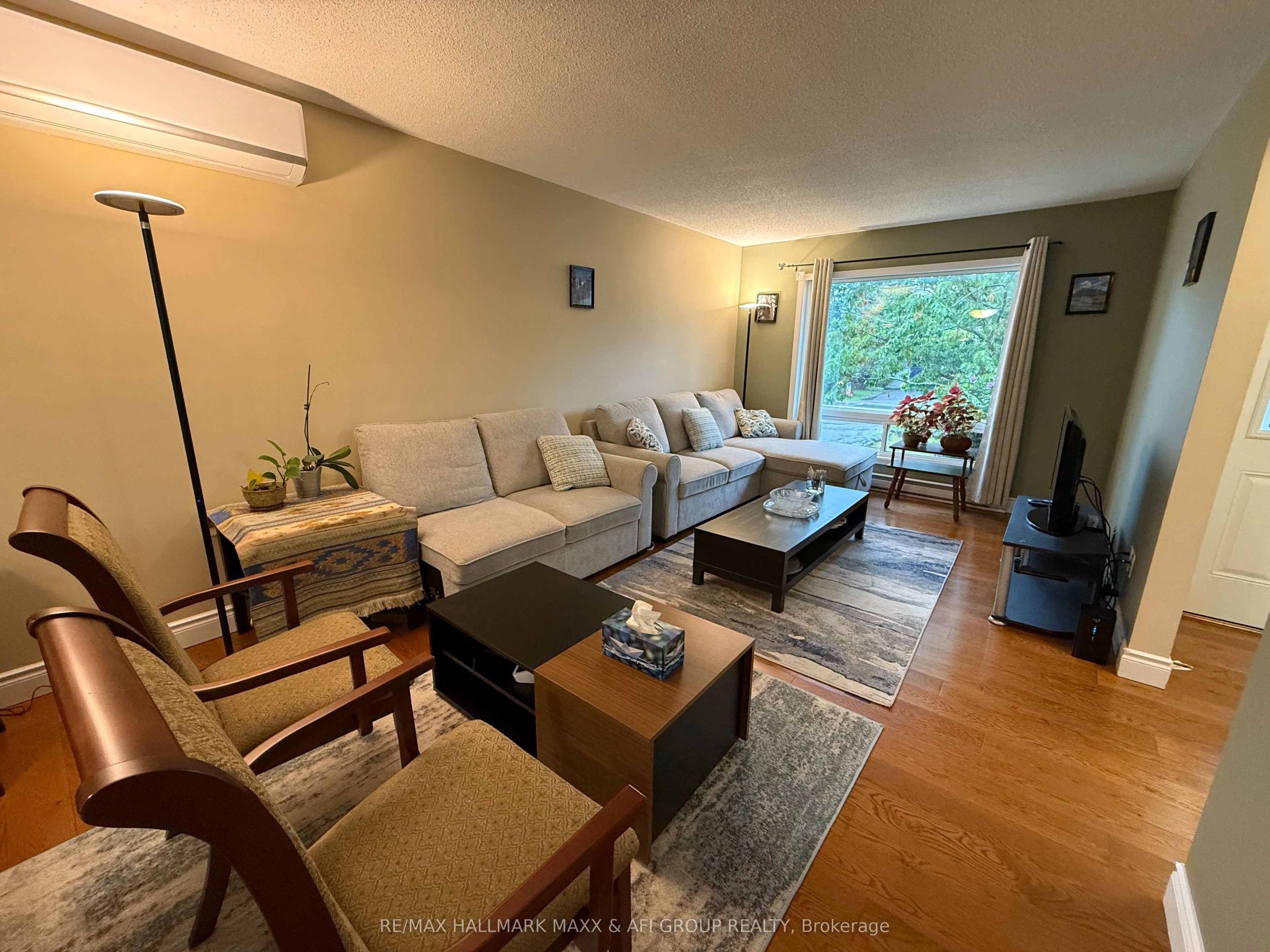 47 Metro Road S