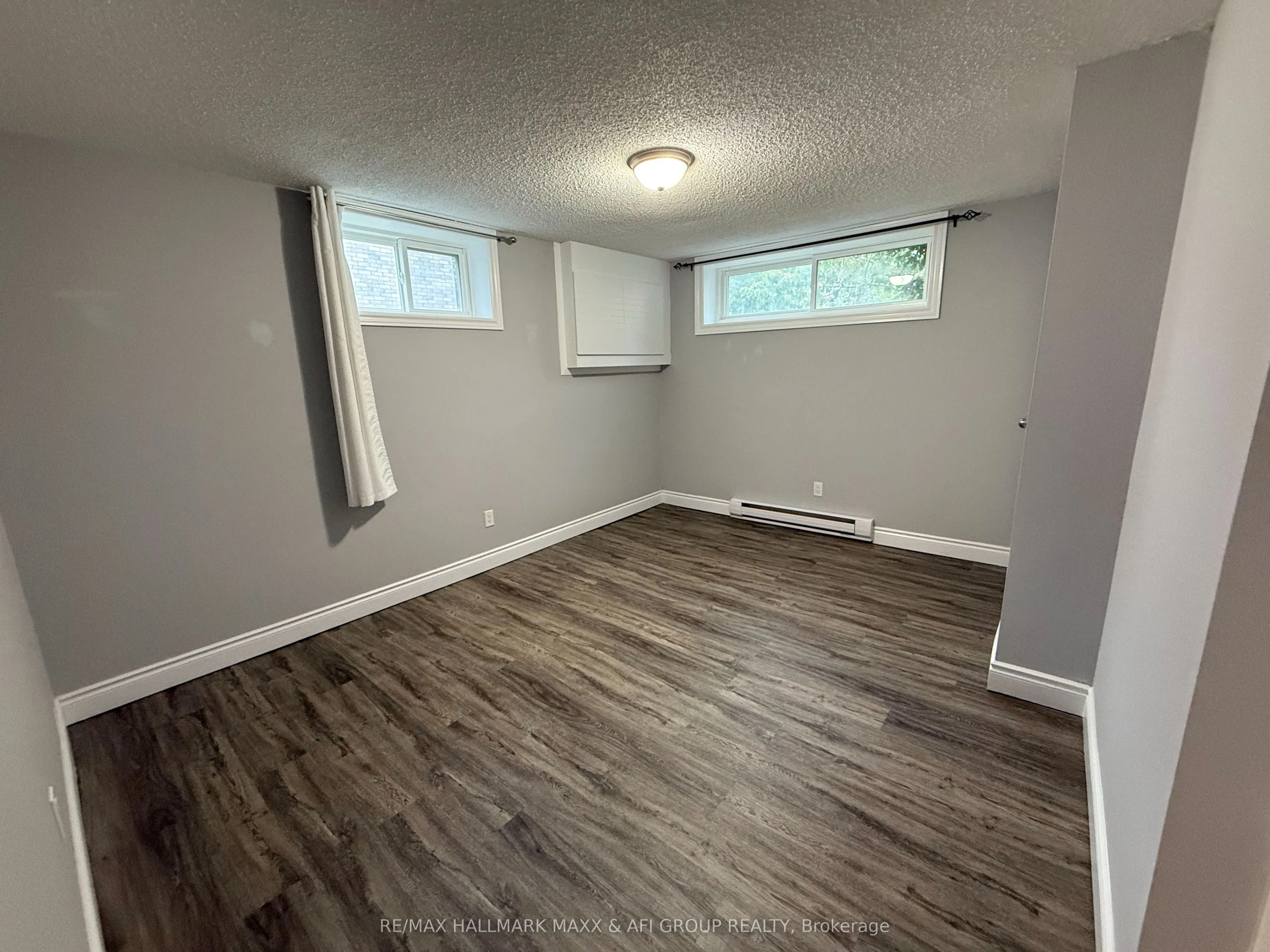 47 Metro Road S