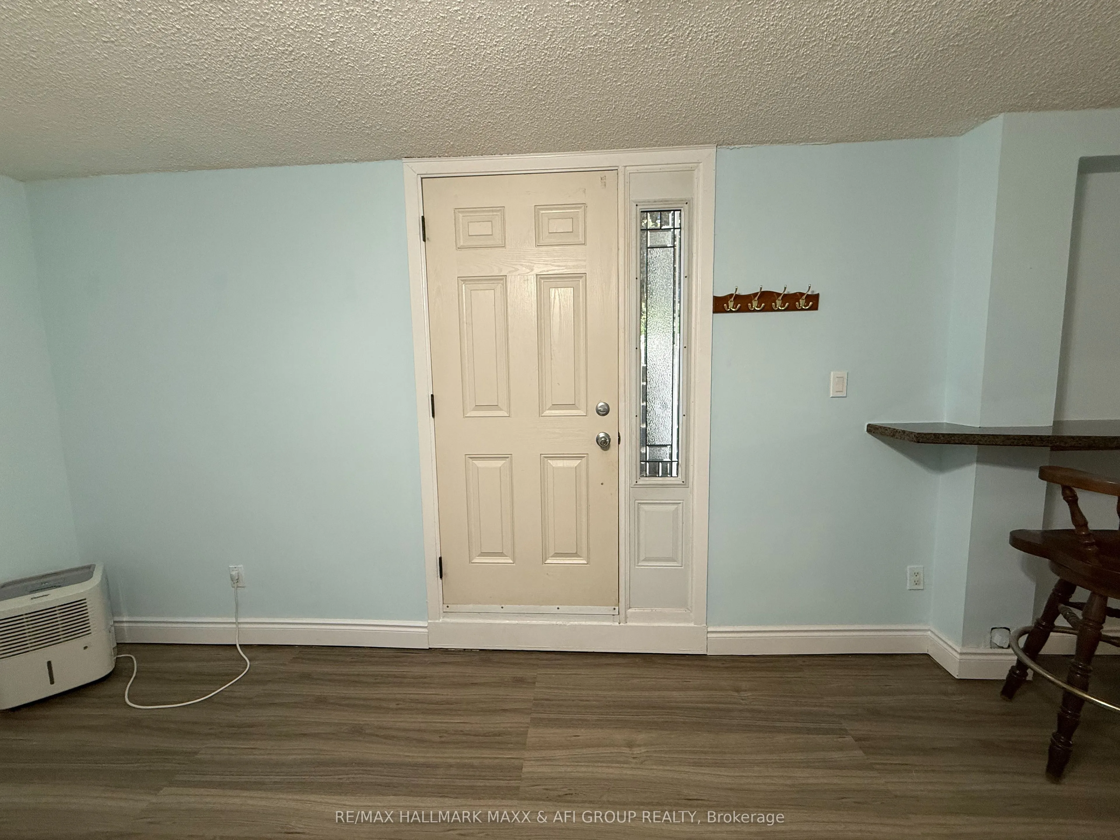 47 Metro Road S