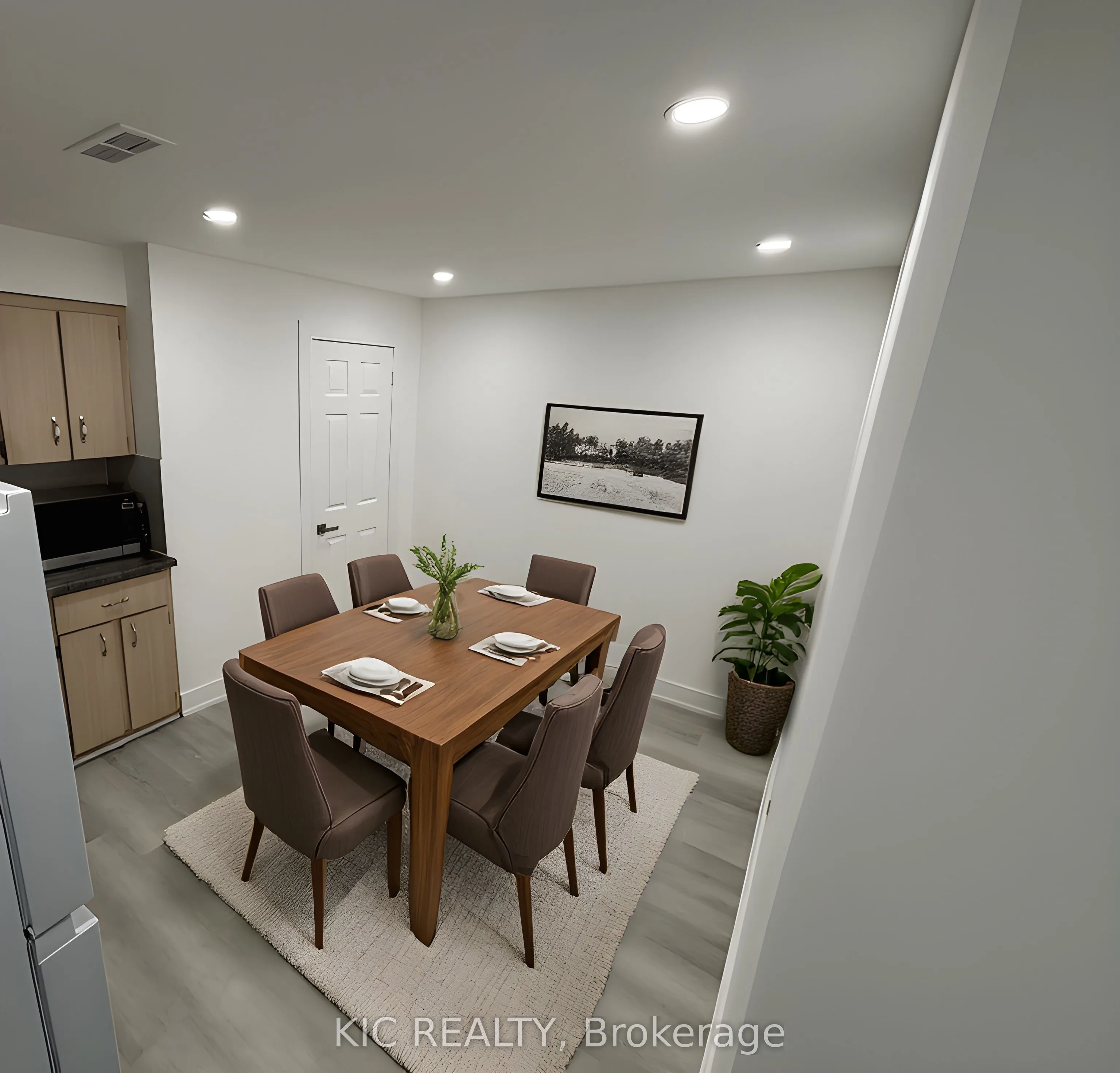213 Equator Crescent, #Lower Level