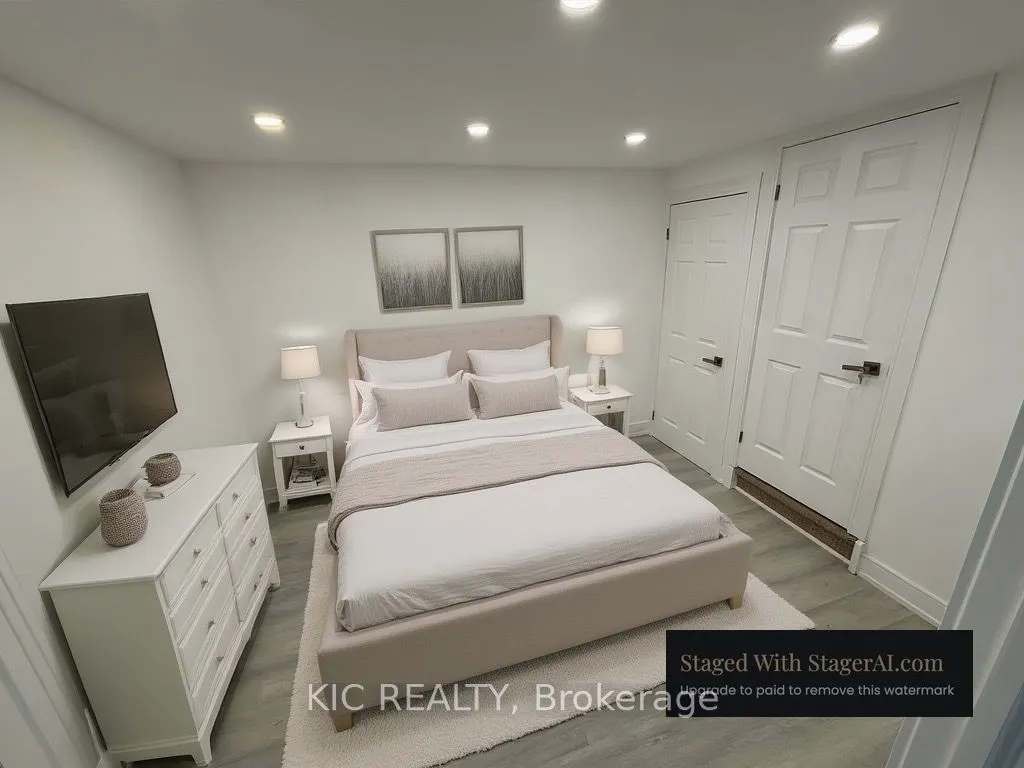 213 Equator Crescent, #Lower Level