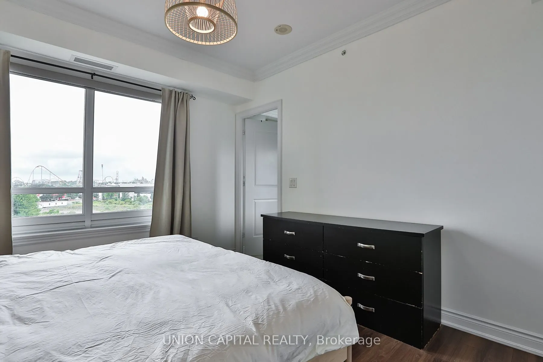 9255 Jane Street, #605