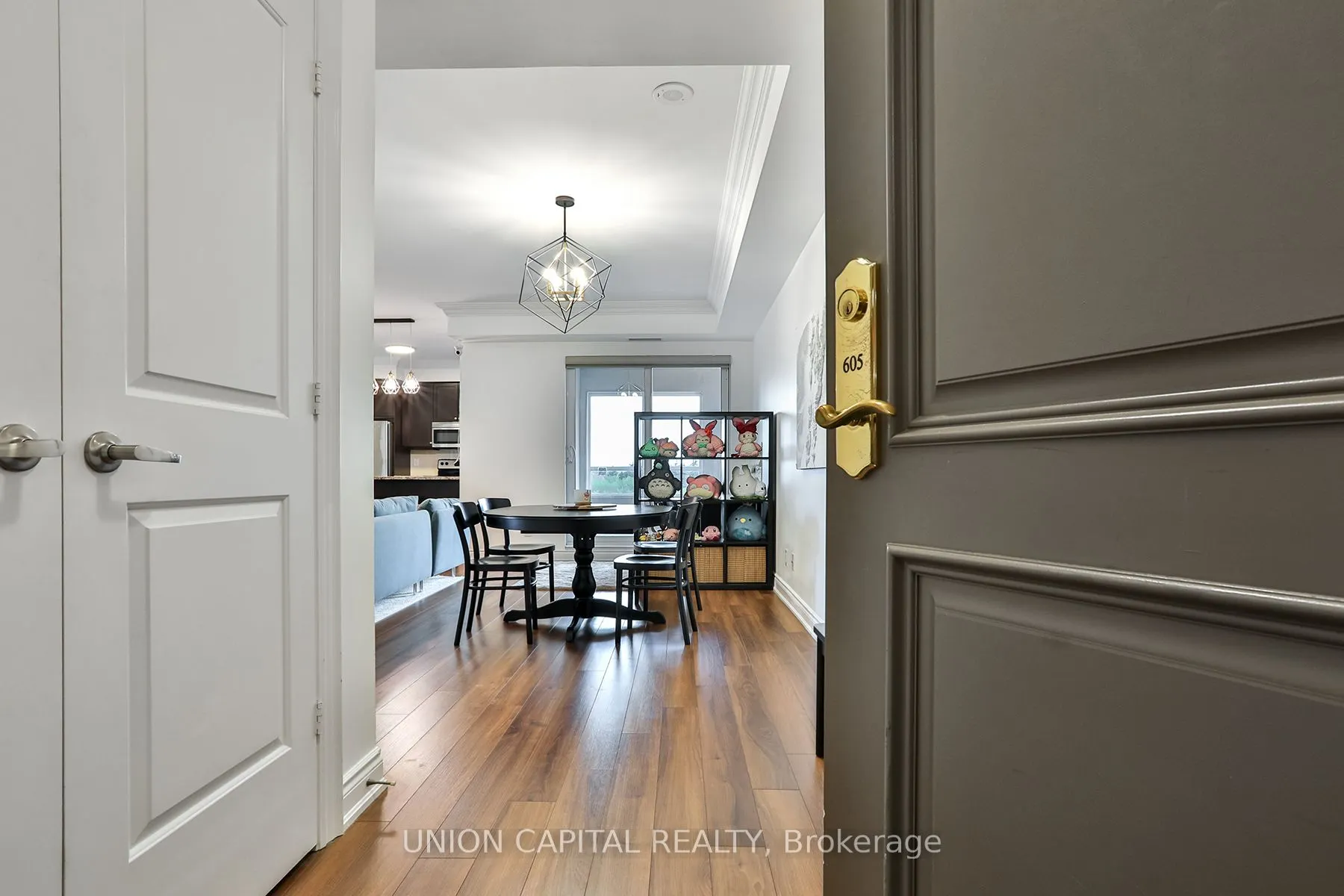 9255 Jane Street, #605