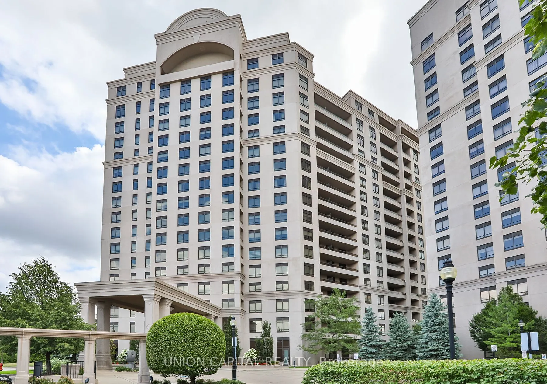 9255 Jane Street, #605