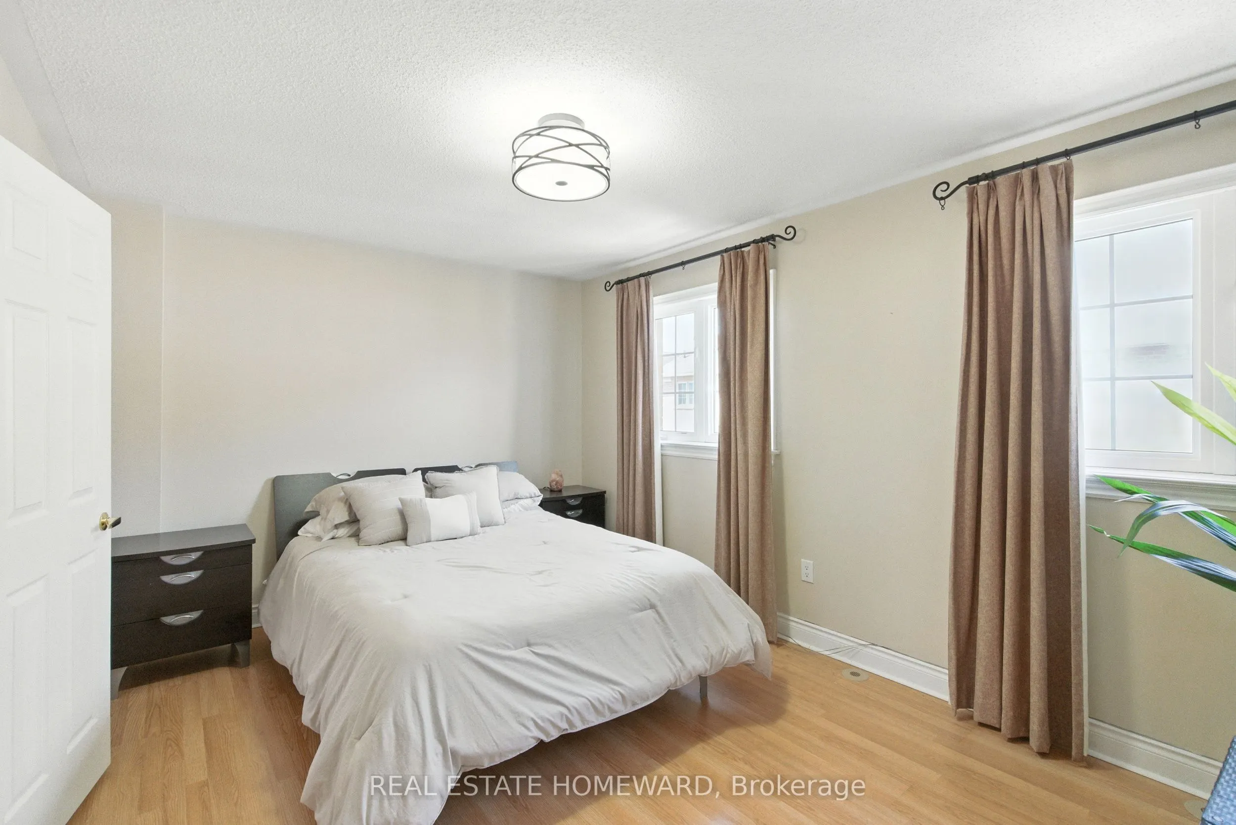 4 Isaac Devins Avenue
