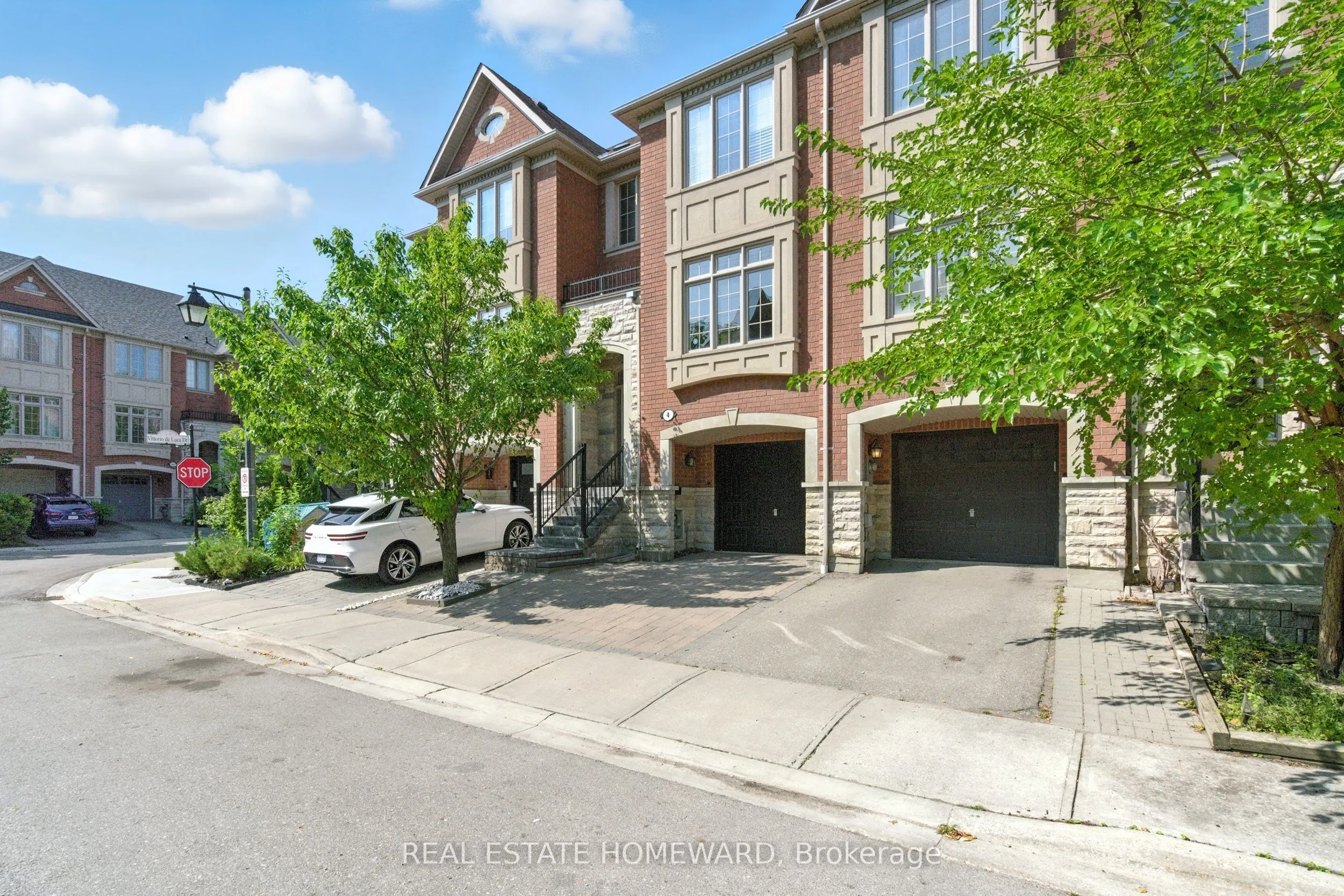 4 Isaac Devins Avenue