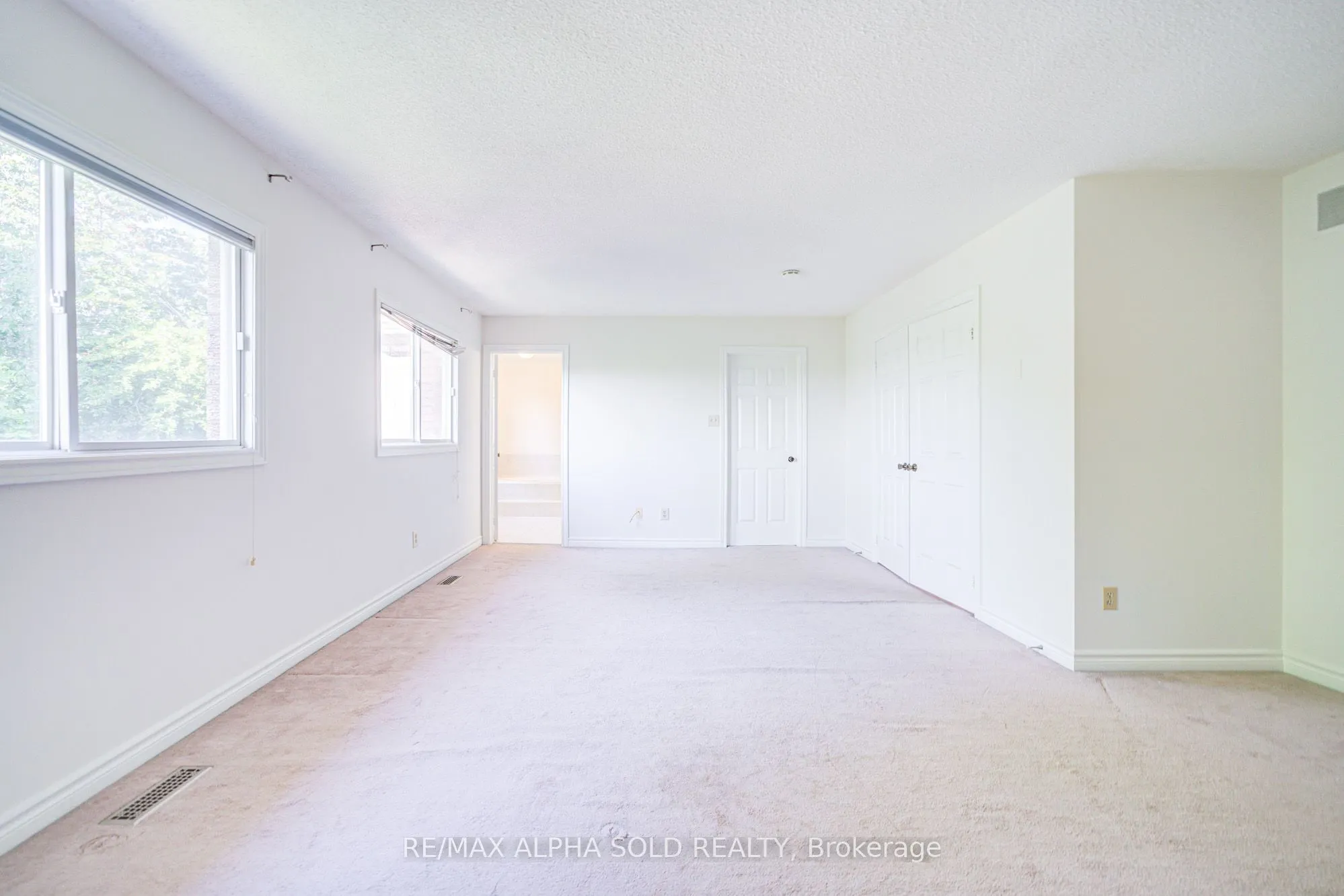 341 Jelley Avenue