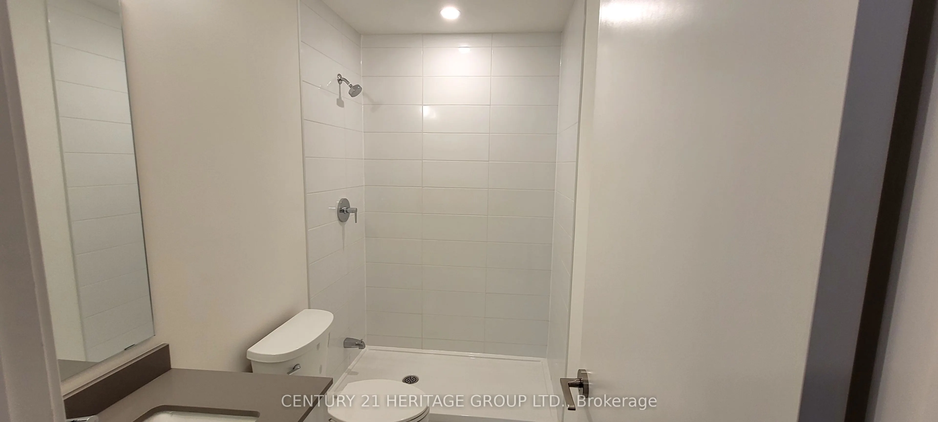 12 David Eyer Road, #1230