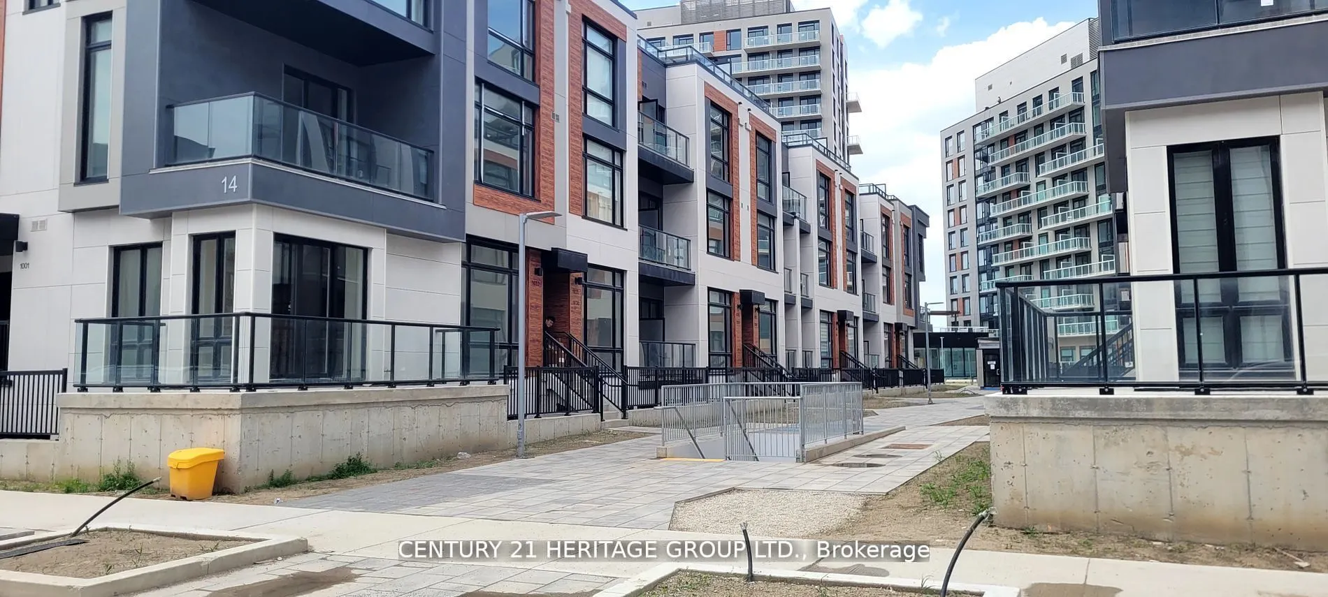 12 David Eyer Road, #1230