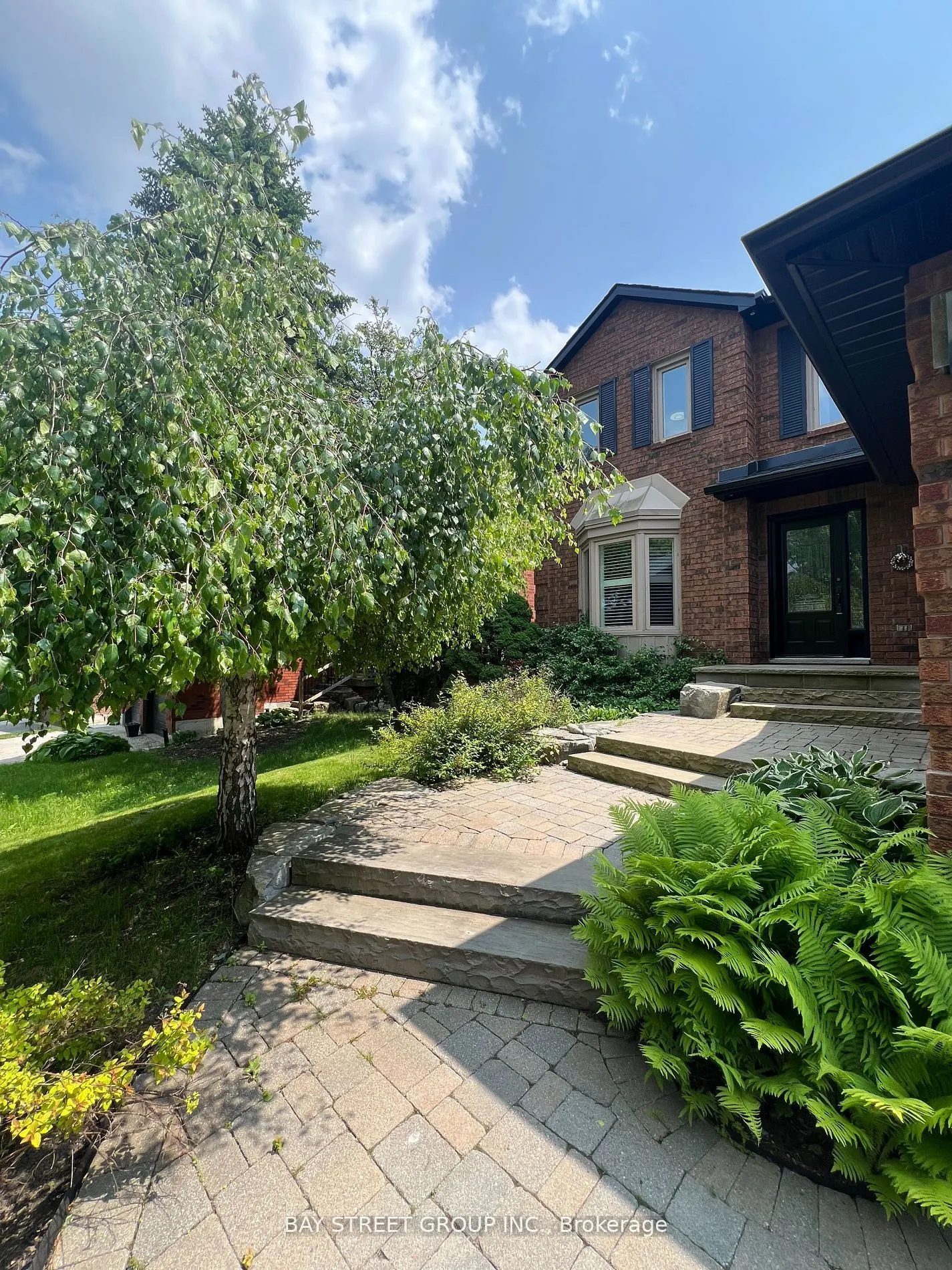 9 Chadburn Crescent