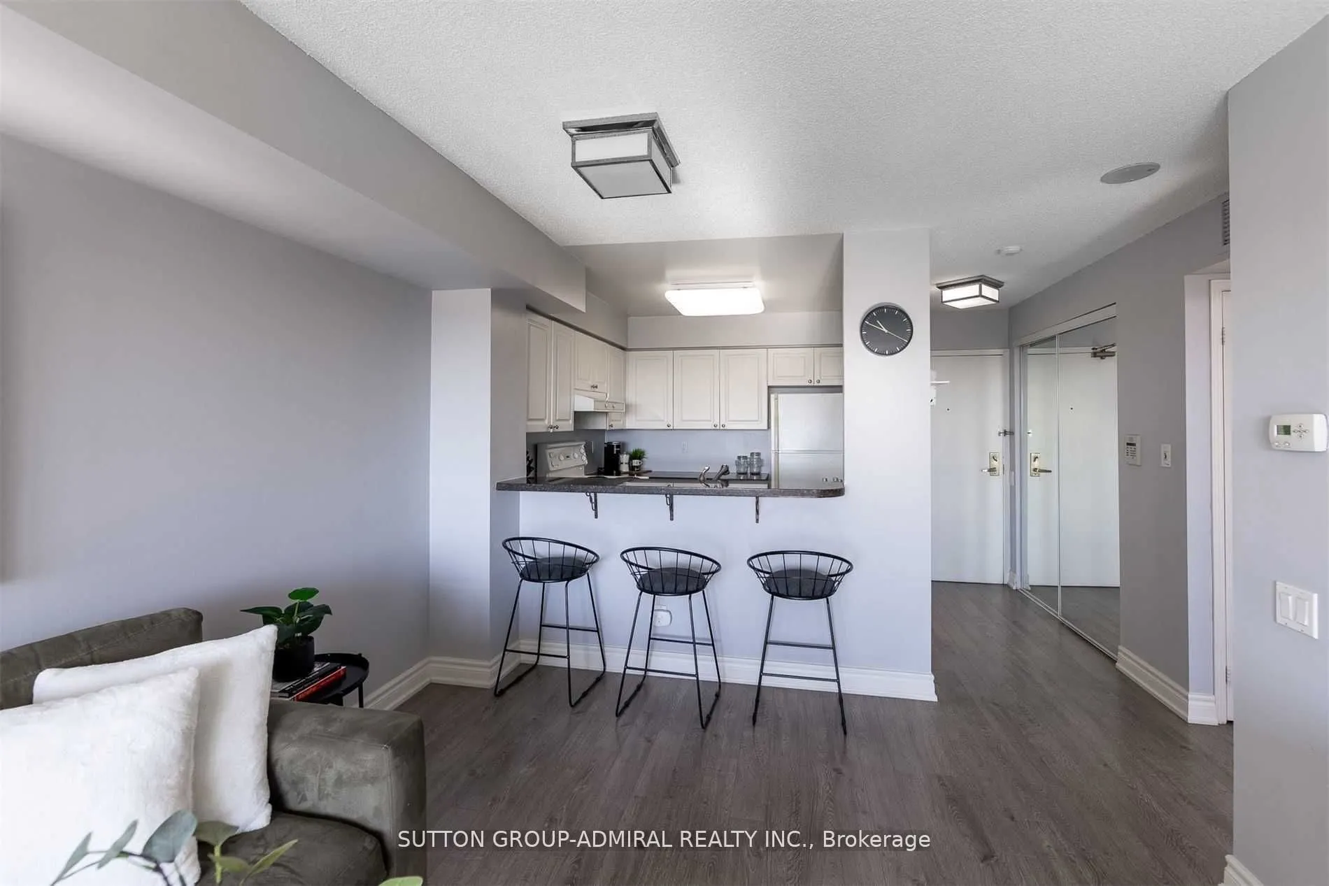 5 Emerald Lane, #Ph407