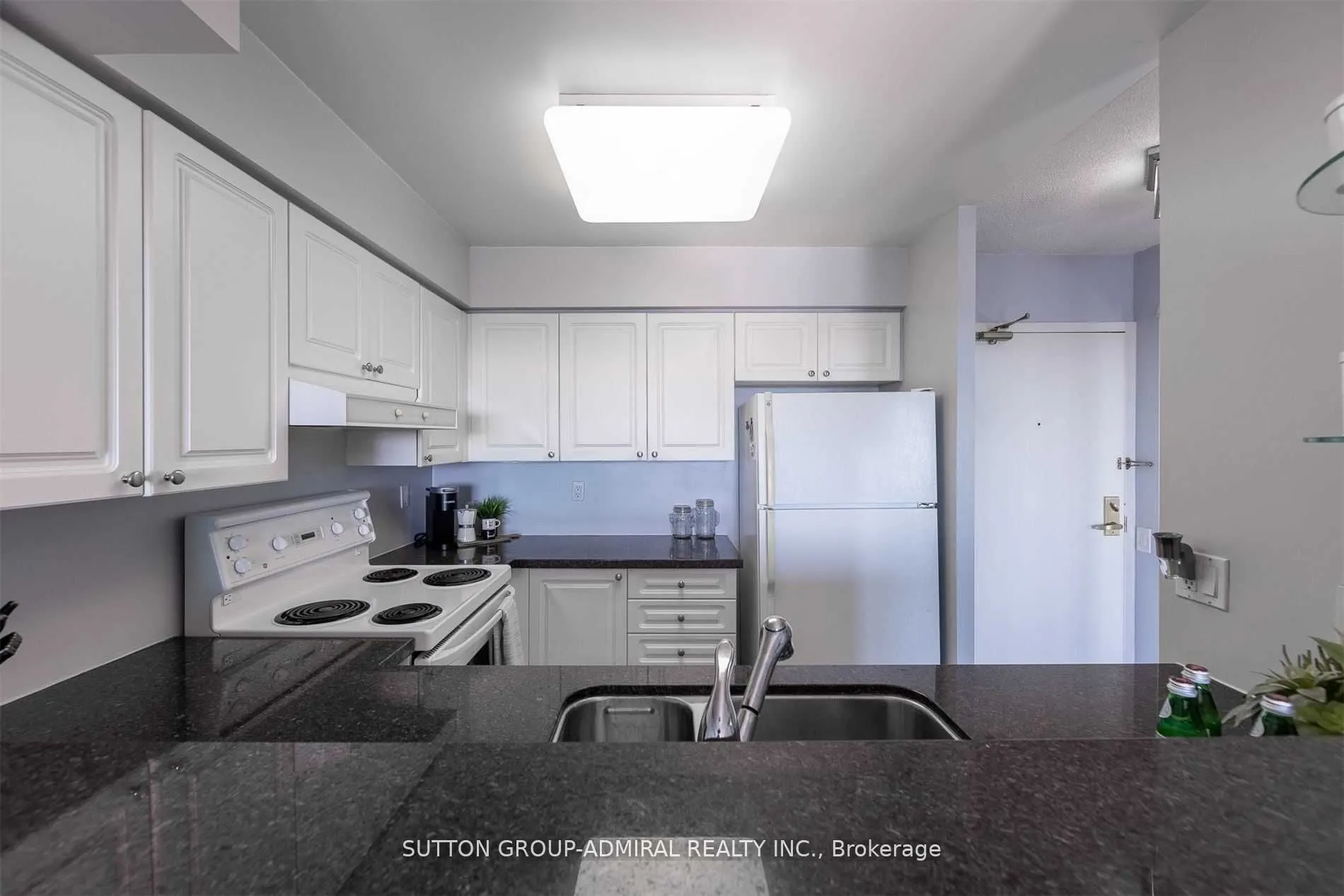 5 Emerald Lane, #Ph407