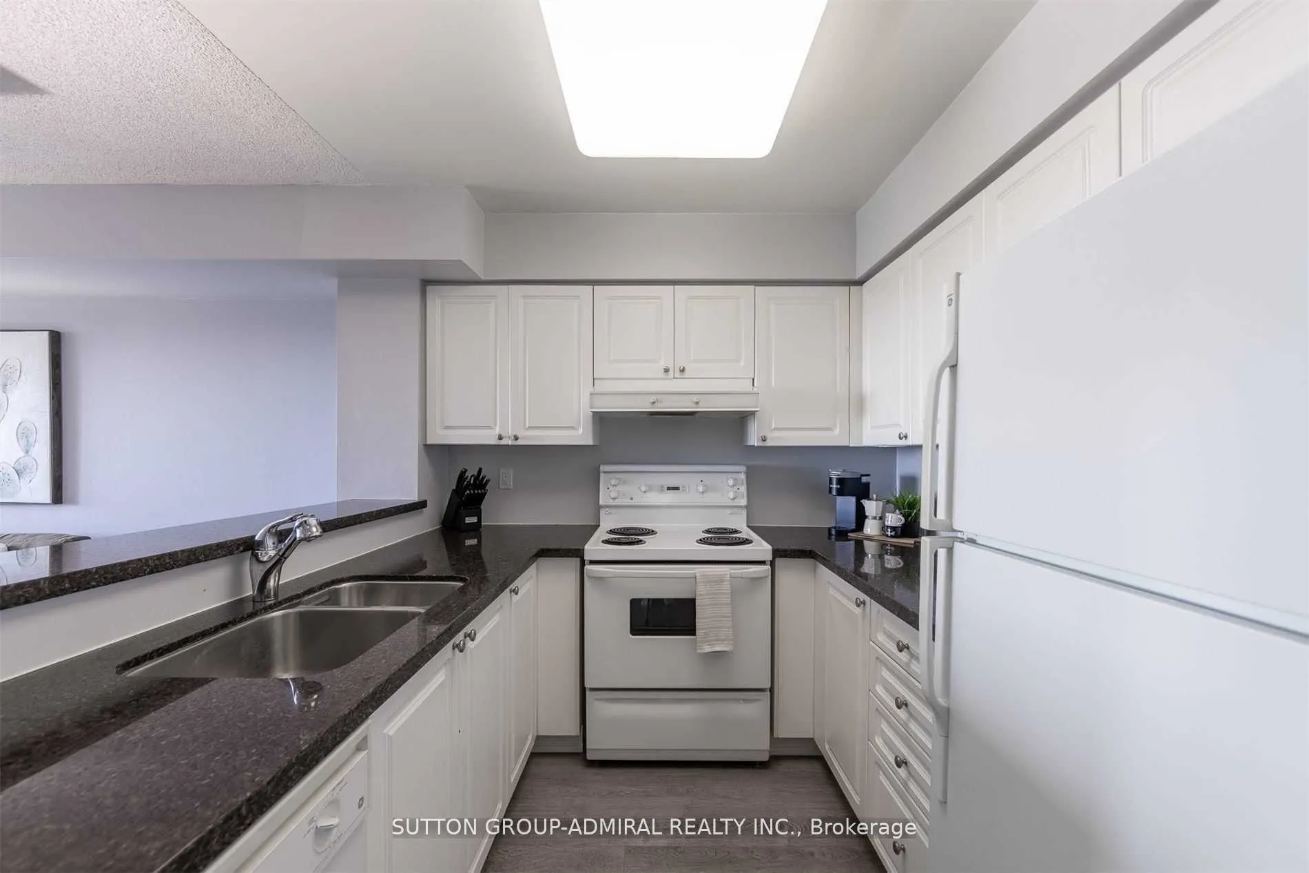 5 Emerald Lane, #Ph407