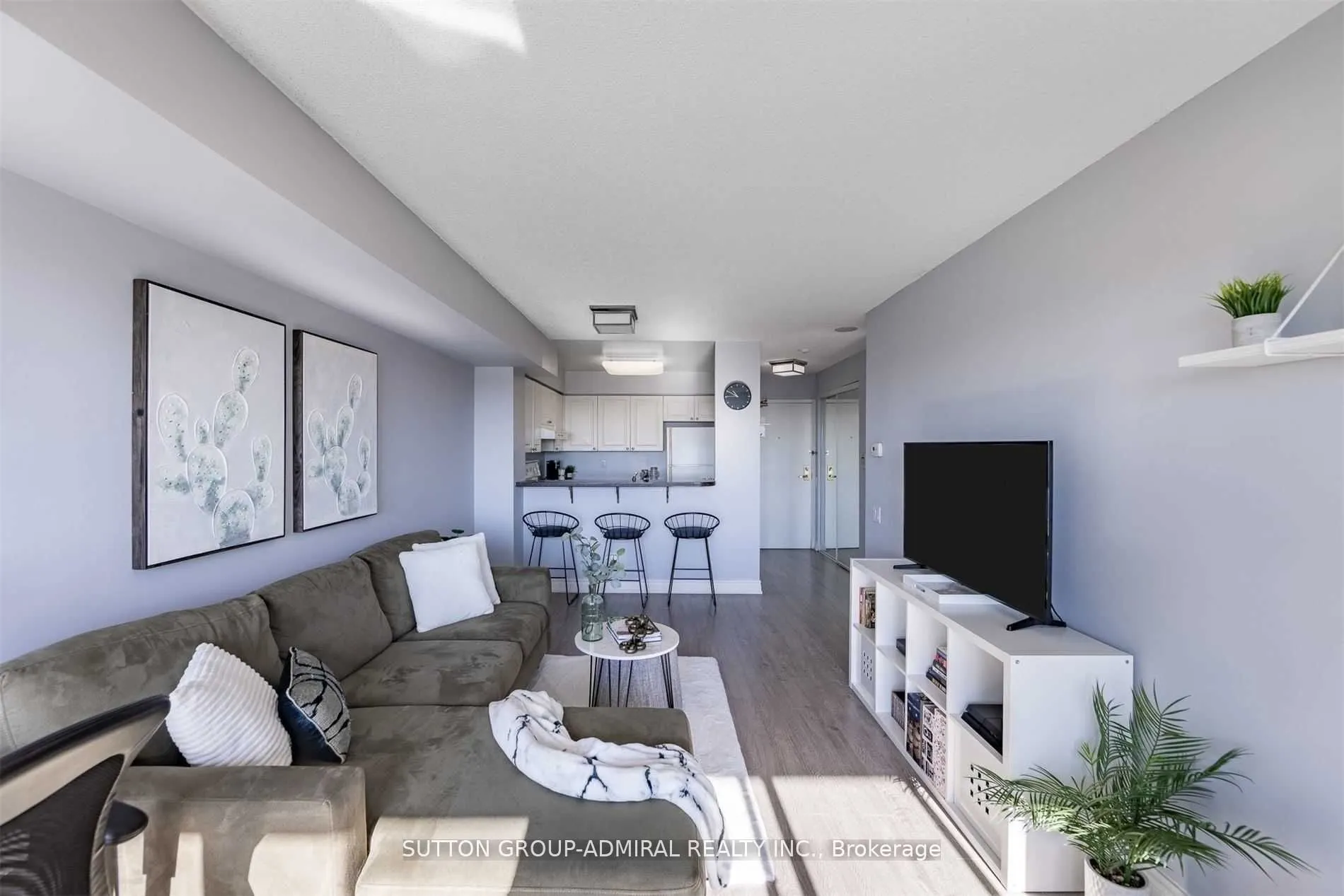 5 Emerald Lane, #Ph407