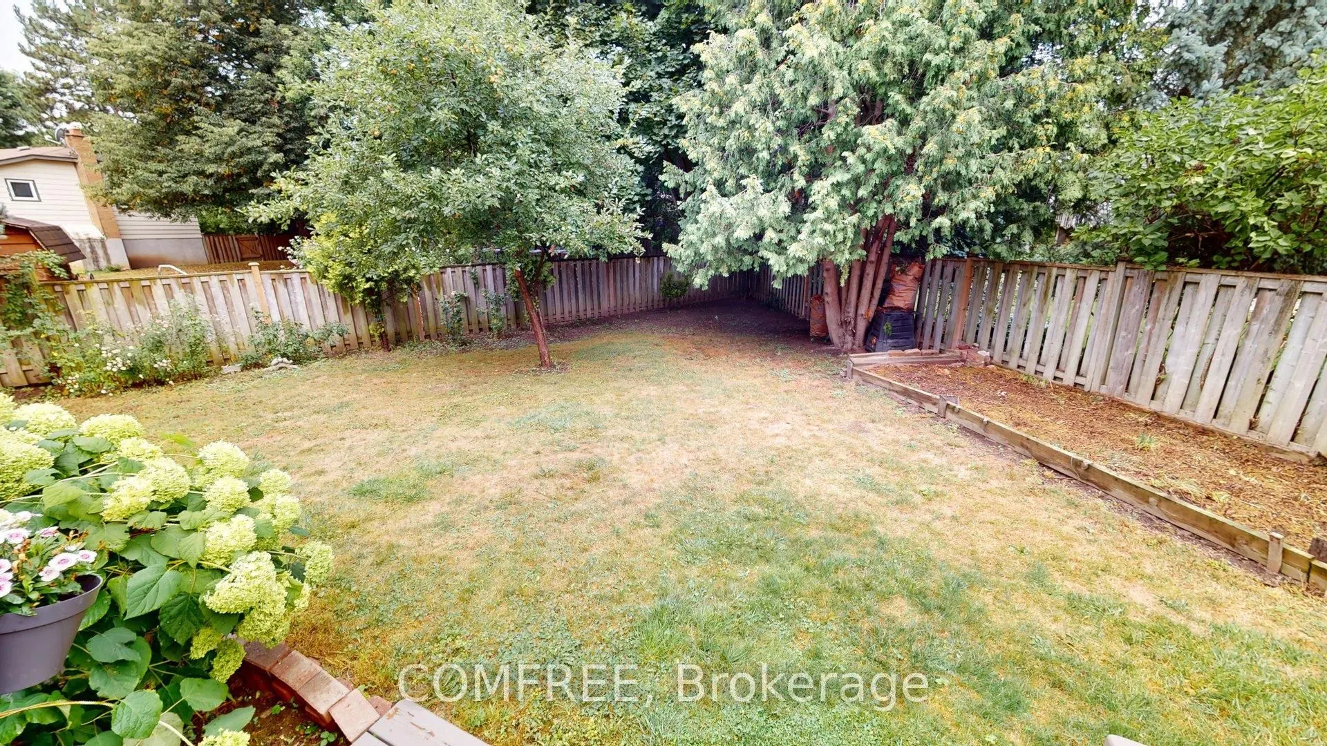 40 Sir Gawaine Place