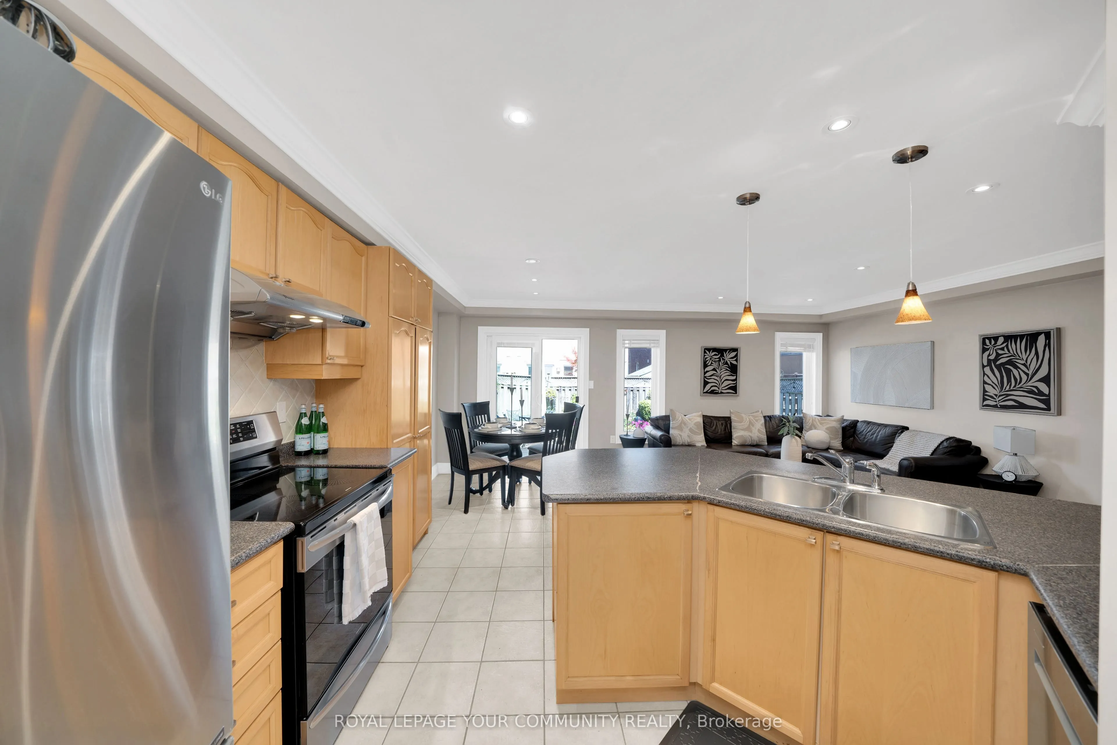 57 Deepsprings Crescent