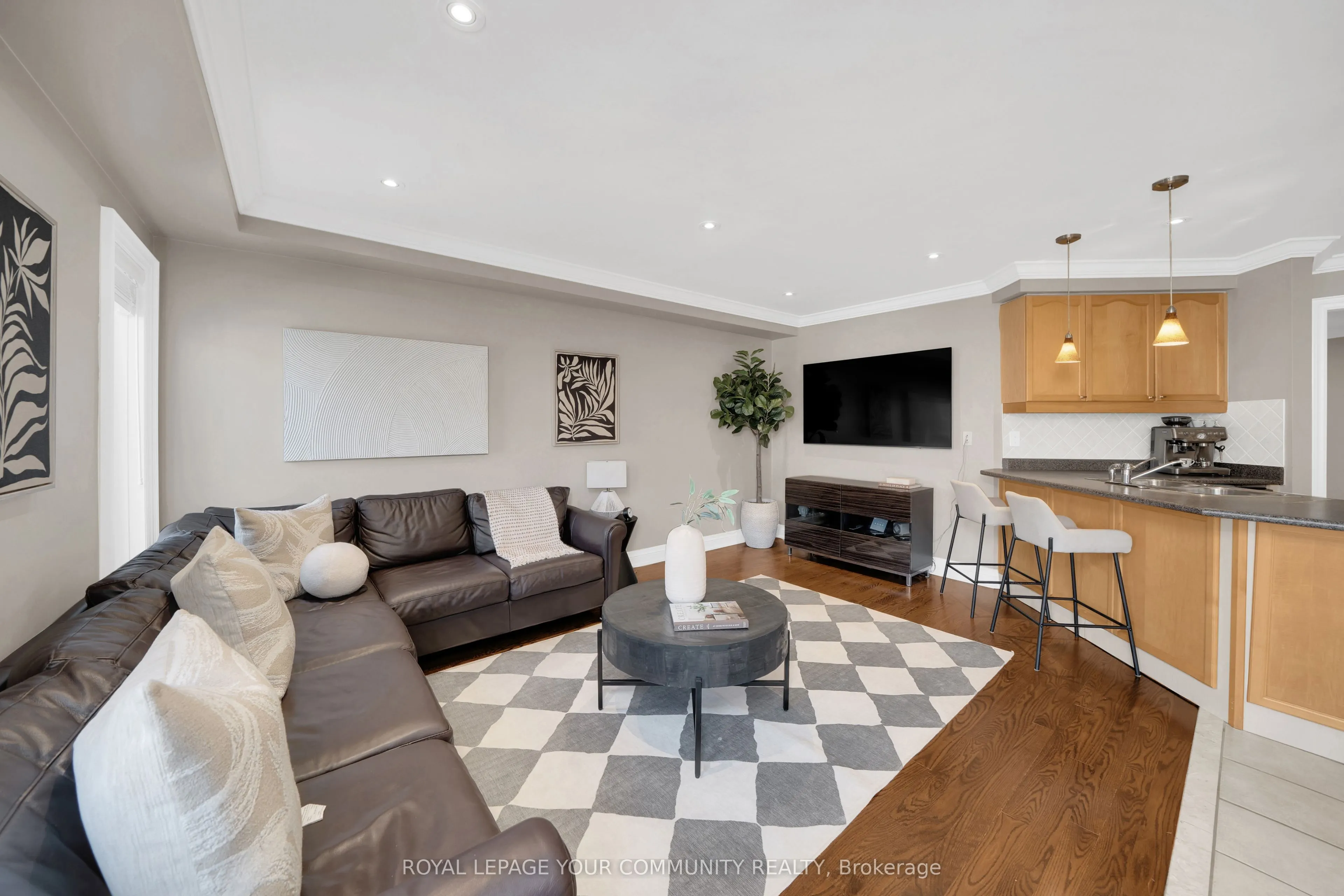 57 Deepsprings Crescent