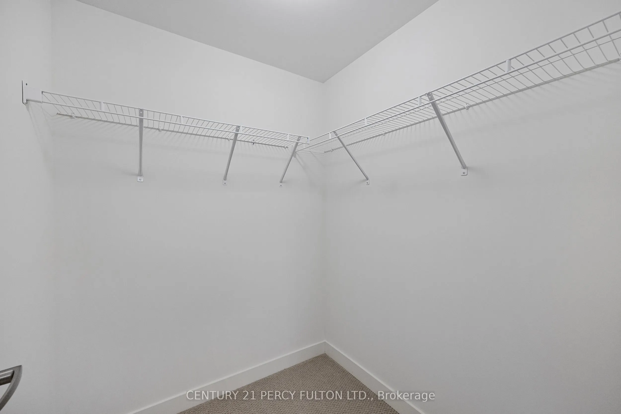 58 Elizabeth Street S, #2206