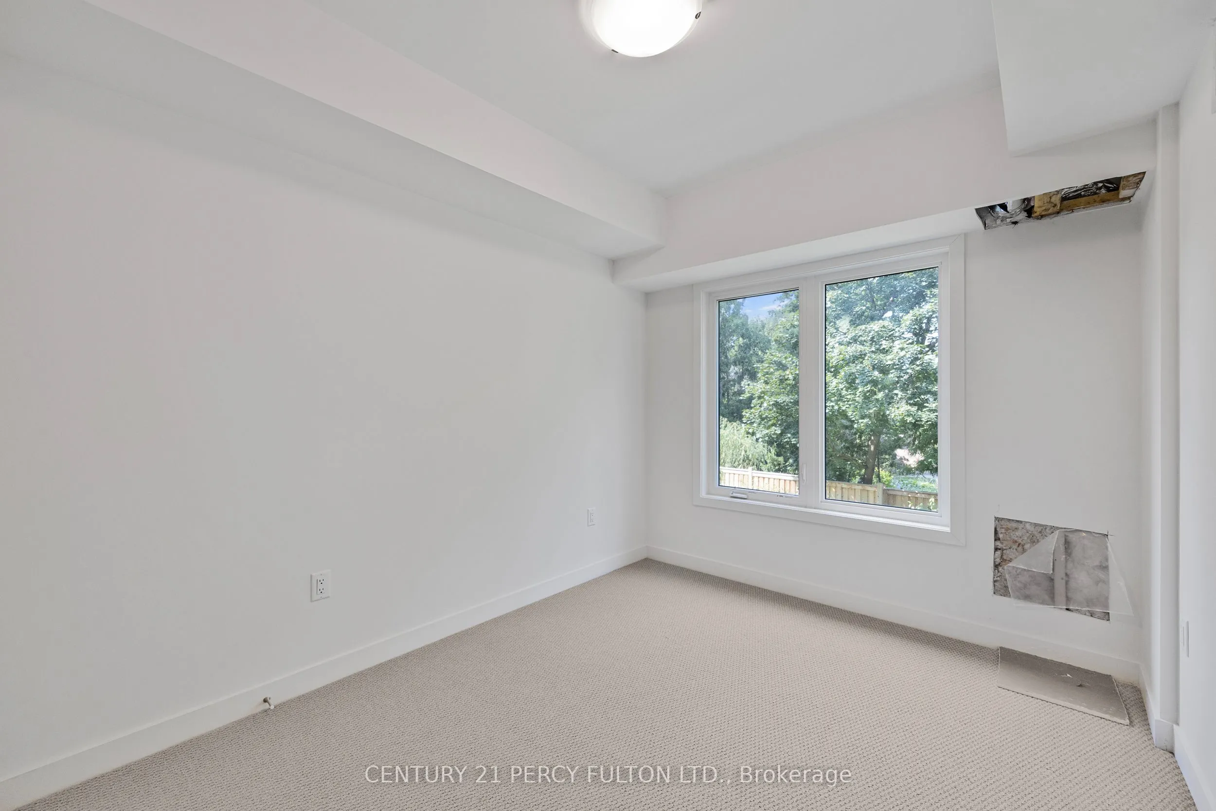 58 Elizabeth Street S, #2206