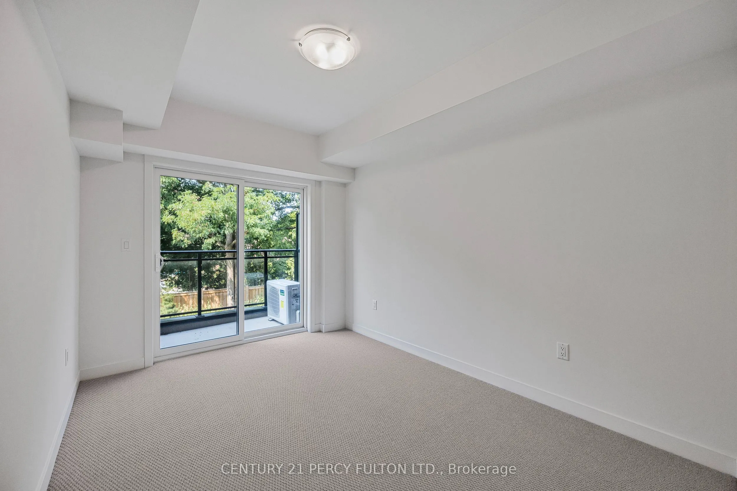 58 Elizabeth Street S, #2206