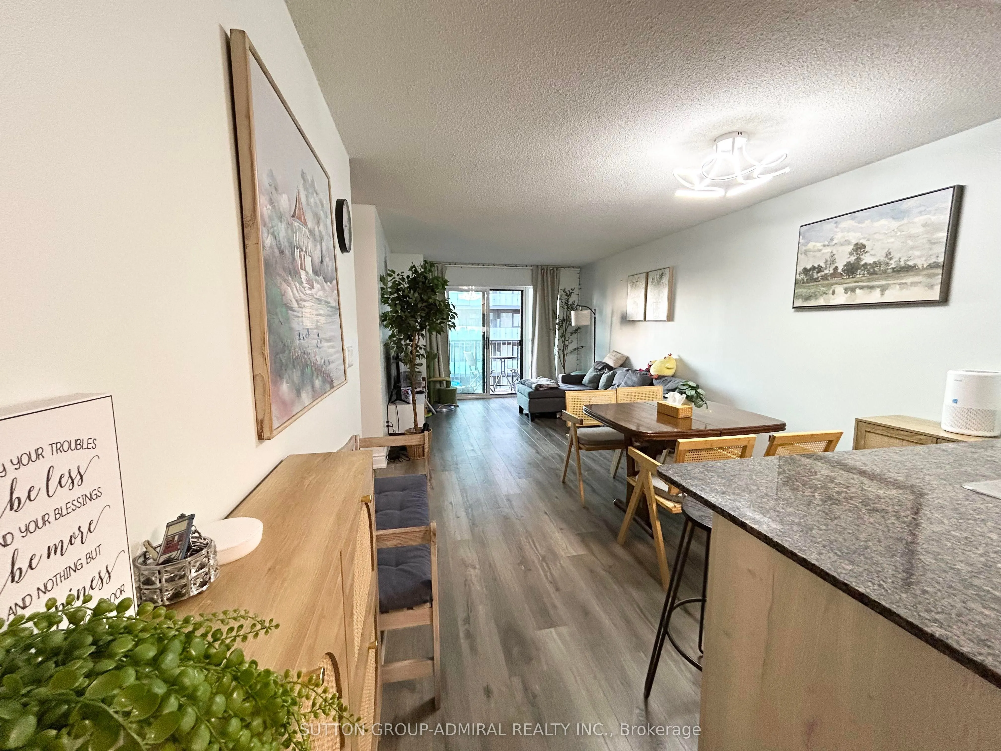 185 Oneida Crescent, #908